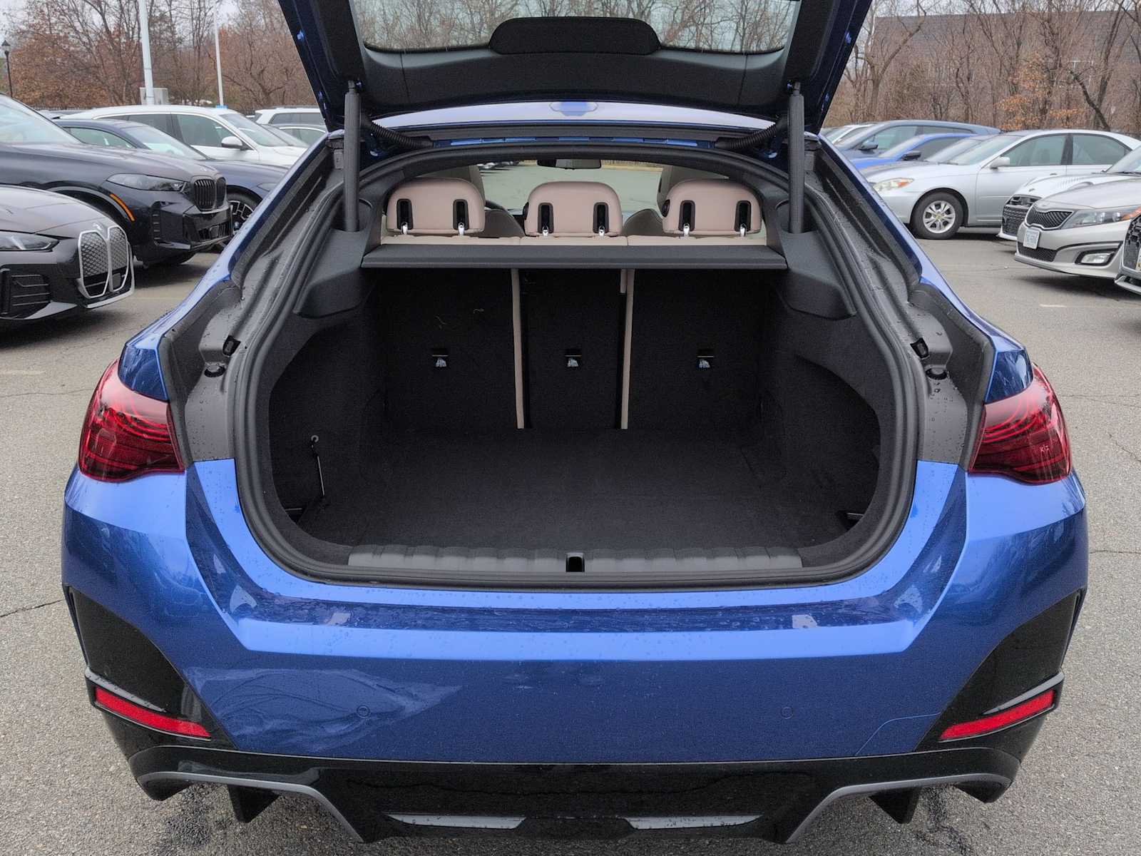 Thumbnail: 2026 BMW i4 - 34