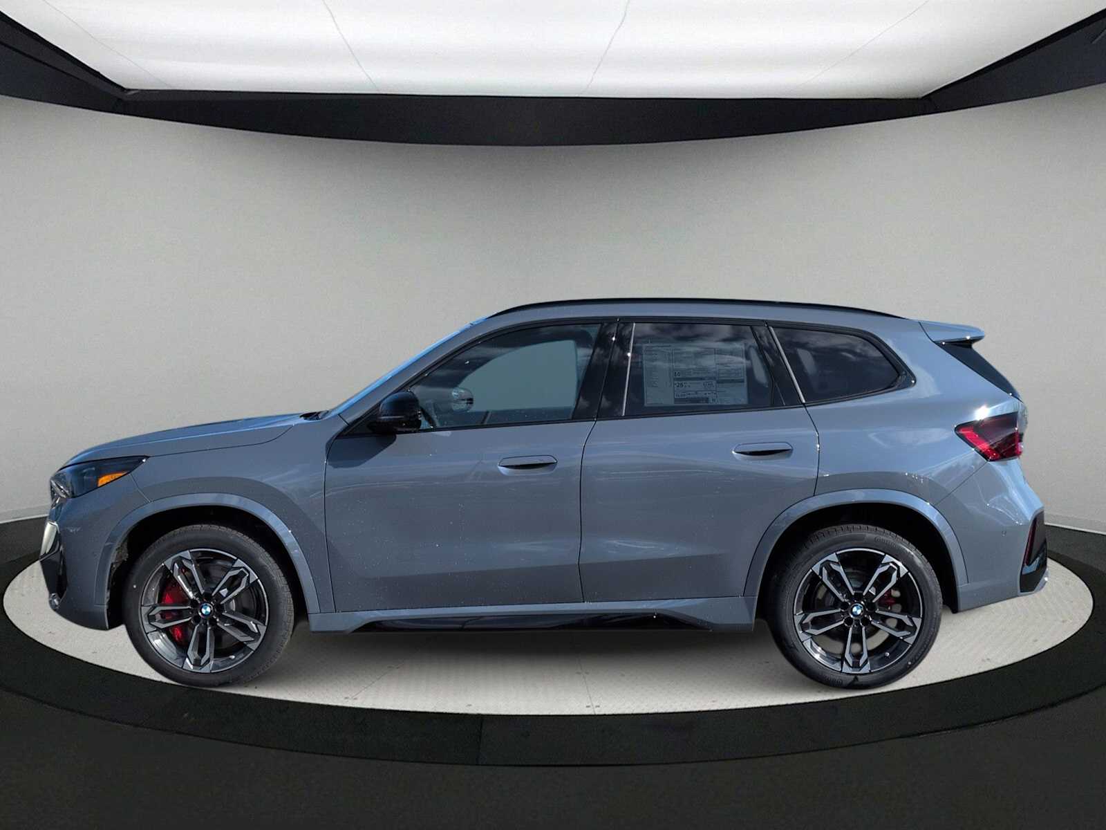 Thumbnail: 2026 BMW X1 - 5