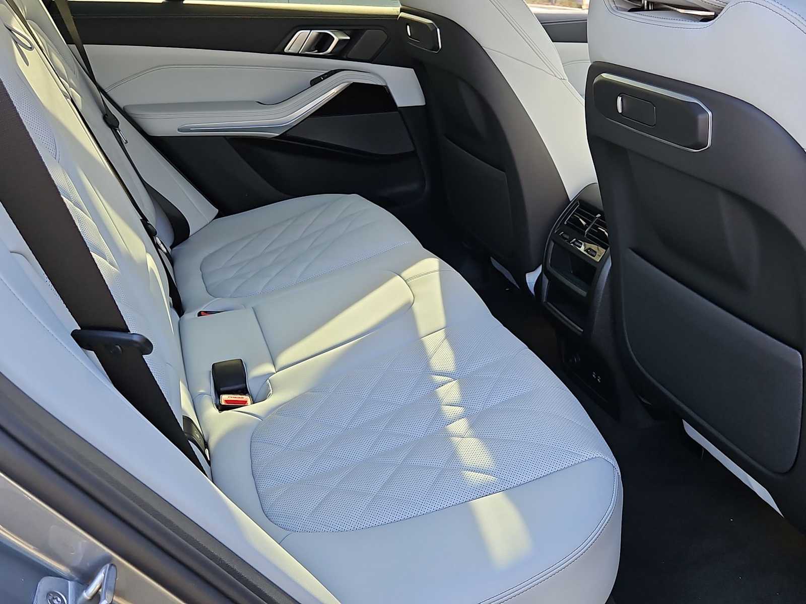 Thumbnail: 2026 BMW X5 - 19