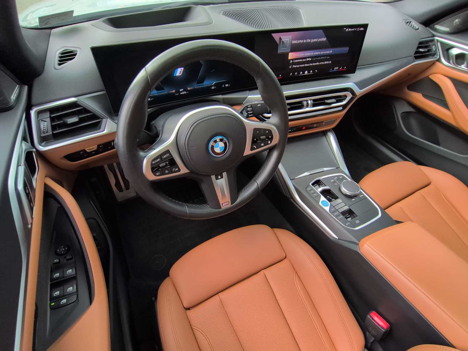 Thumbnail: 2024 BMW i4 - 10