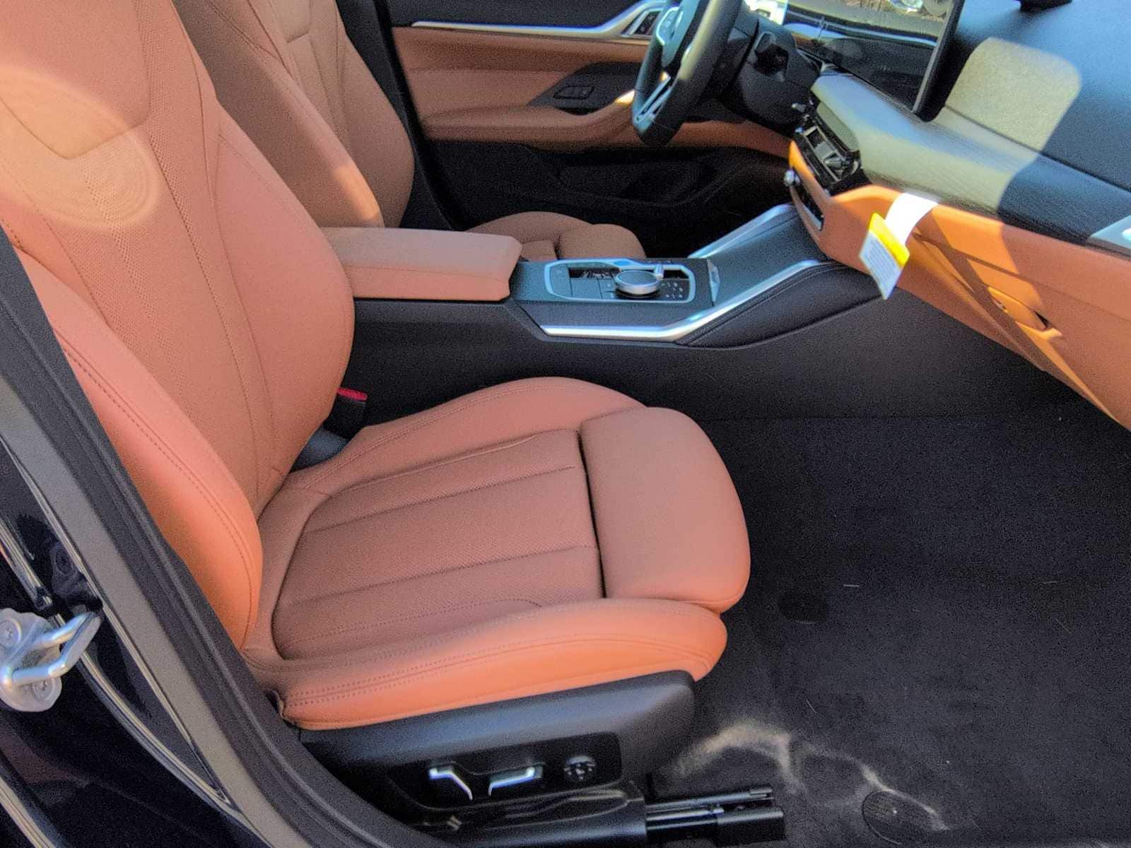 Thumbnail: 2026 BMW i4 - 24