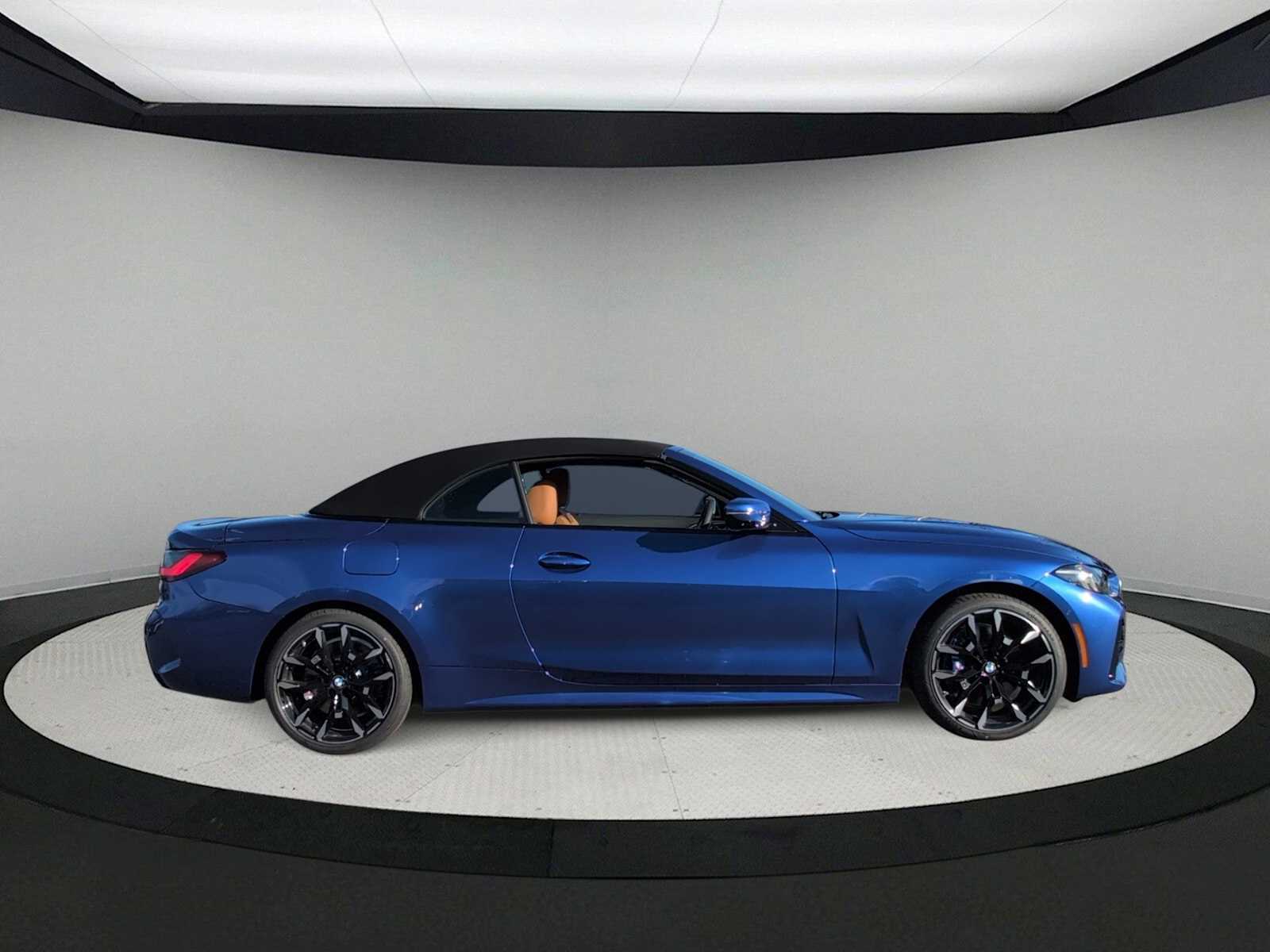 Thumbnail: 2026 BMW 4 Series - 9