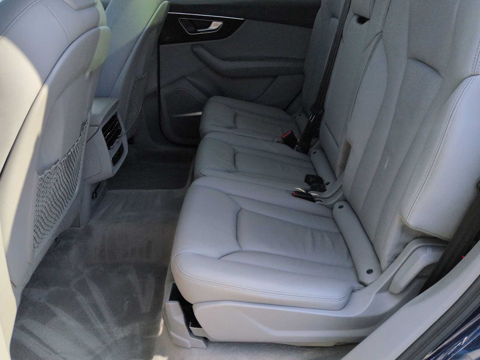 Thumbnail: 2022 Audi Q7 - 21