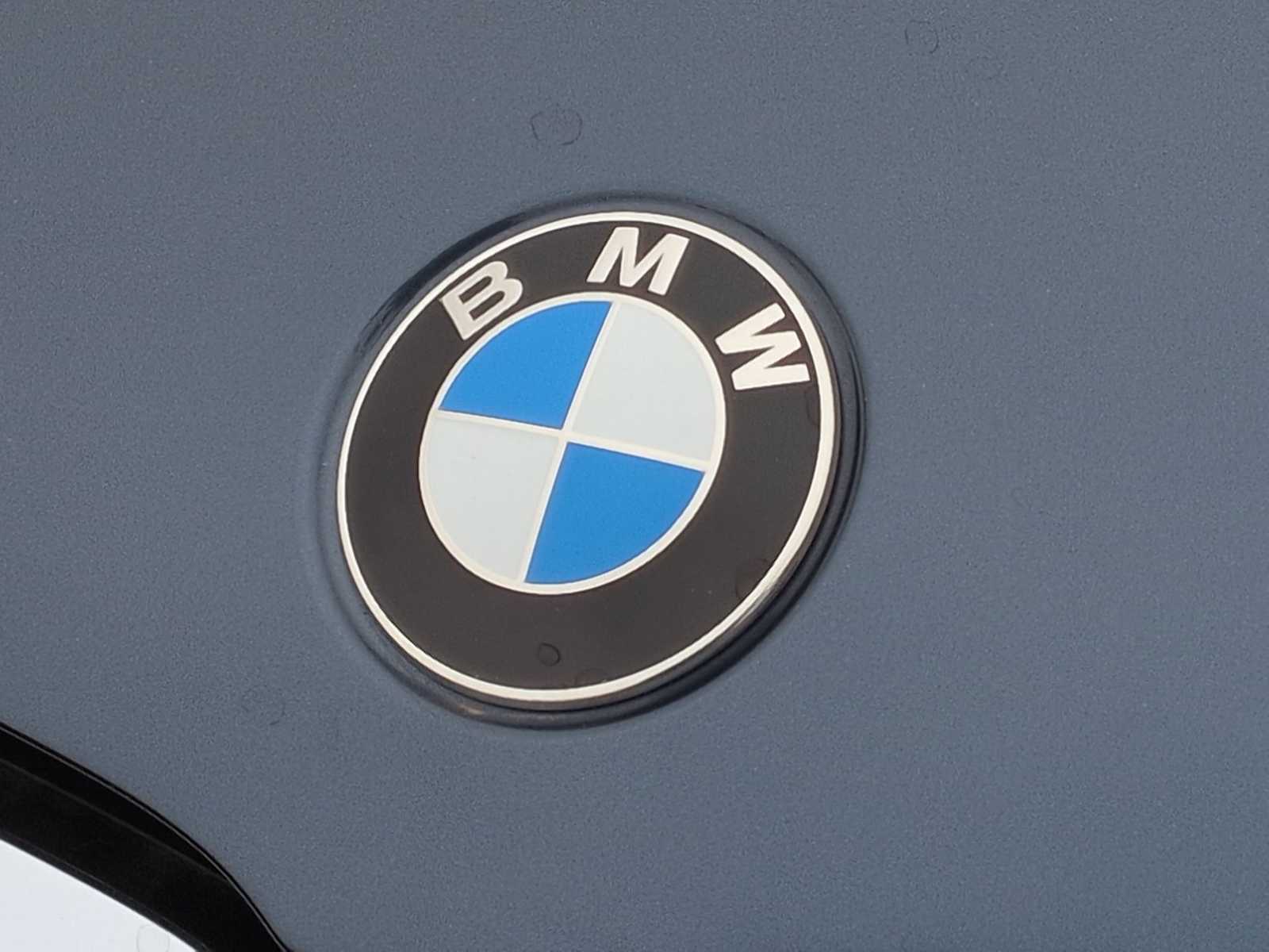 Thumbnail: 2026 BMW 3 Series - 12