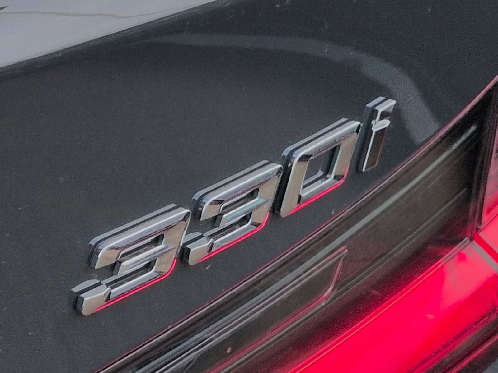 Thumbnail: 2026 BMW 3 Series - 13