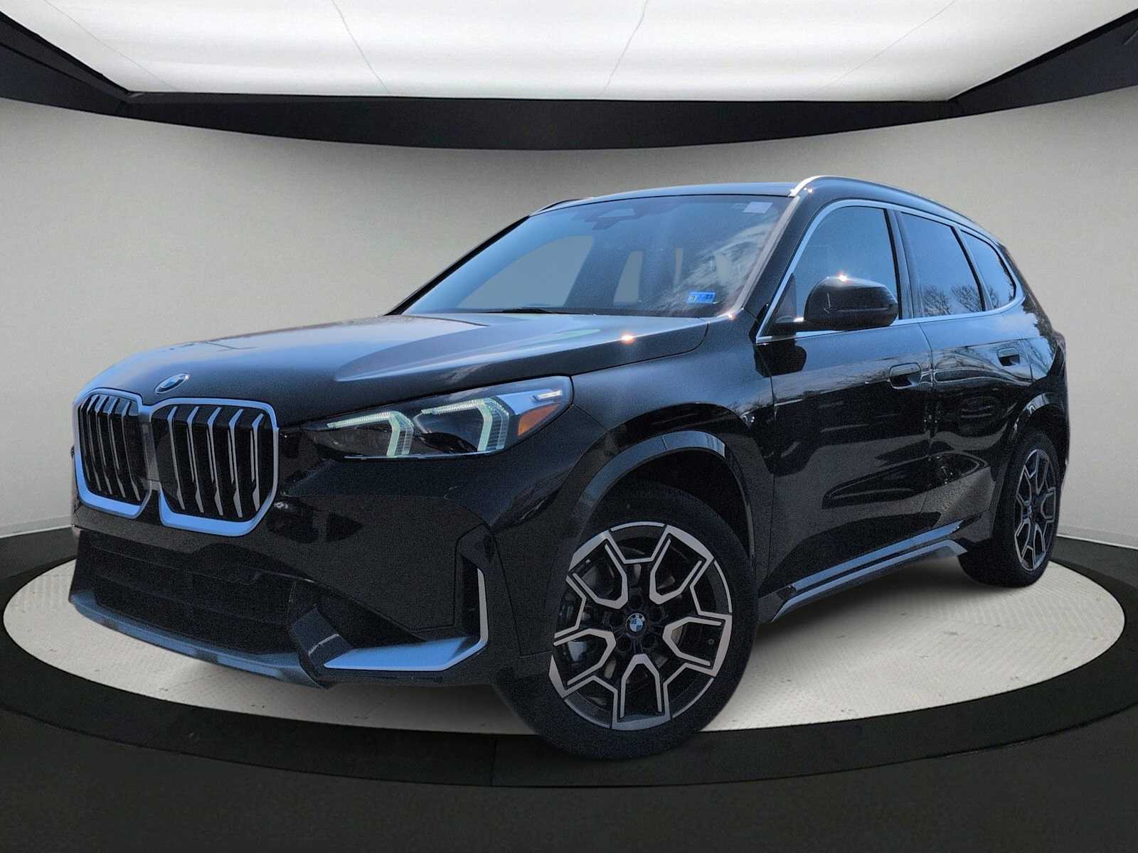 Thumbnail: 2026 BMW X1 - 1