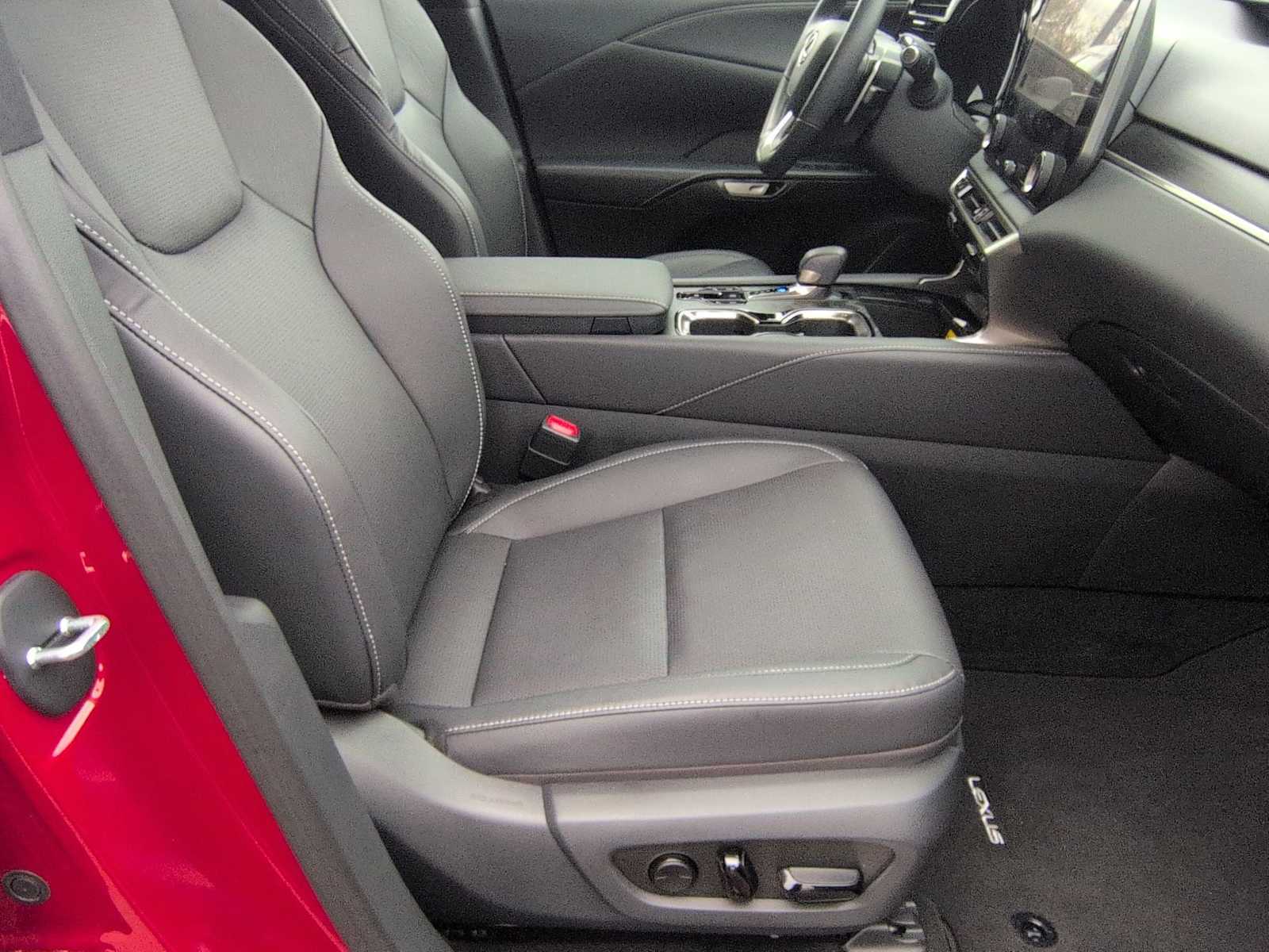 Thumbnail: 2023 Lexus RX - 24