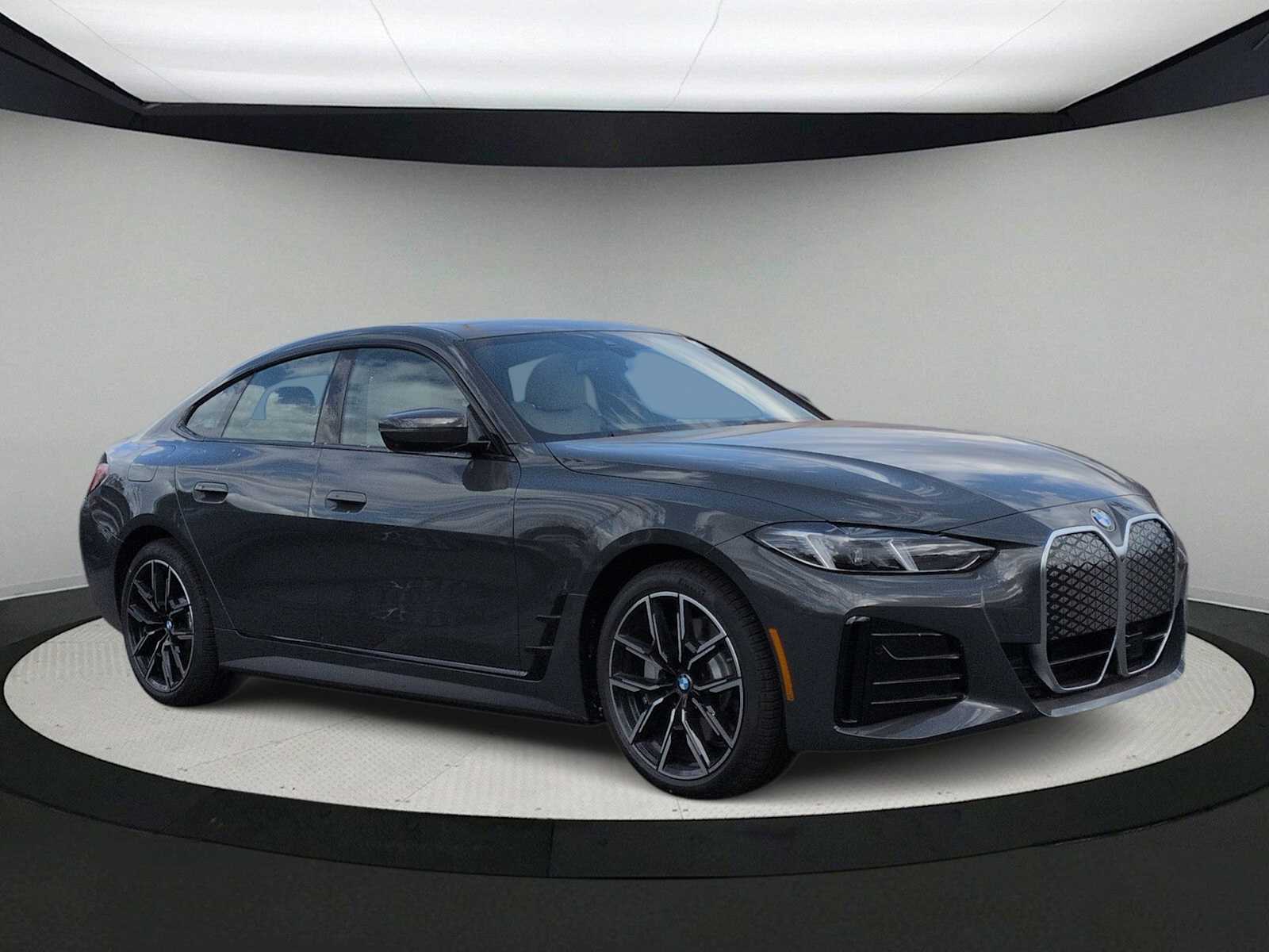 Thumbnail: 2026 BMW i4 - 2