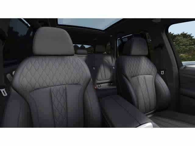 Thumbnail: 2026 BMW X5 - 11