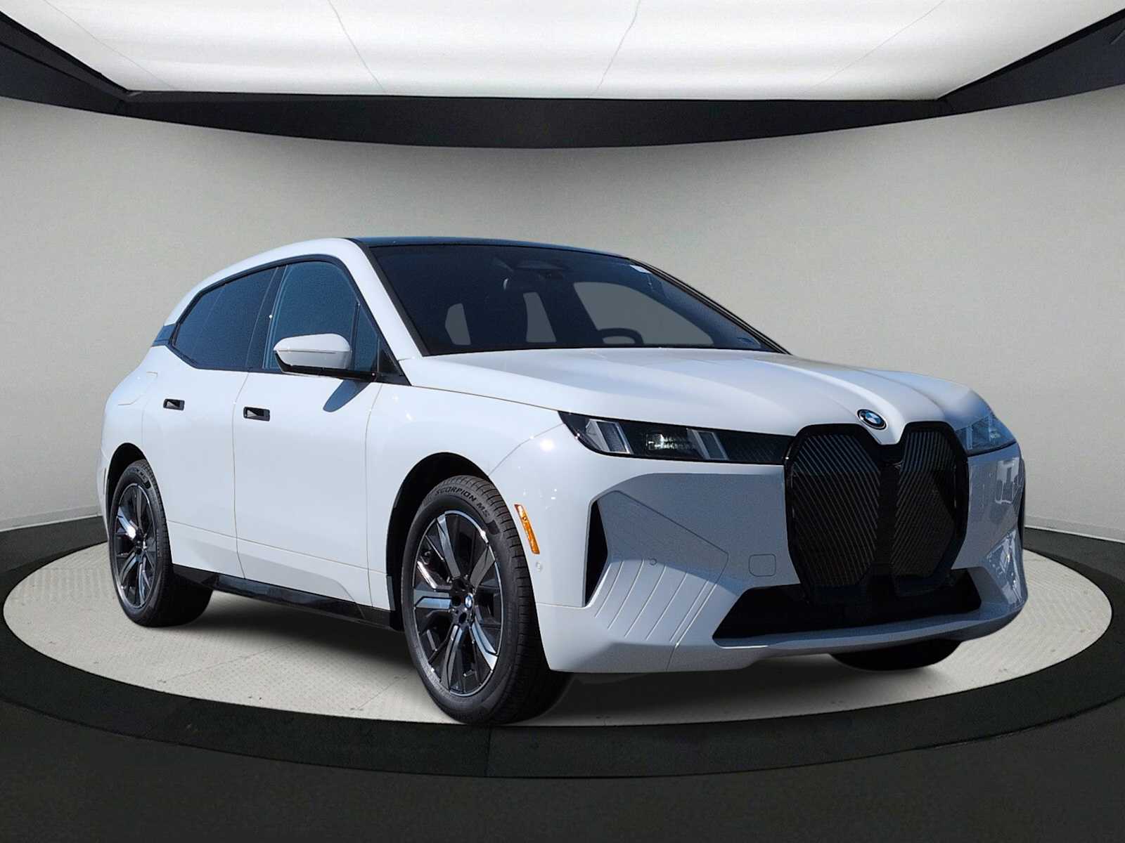 Thumbnail: 2026 BMW iX - 2