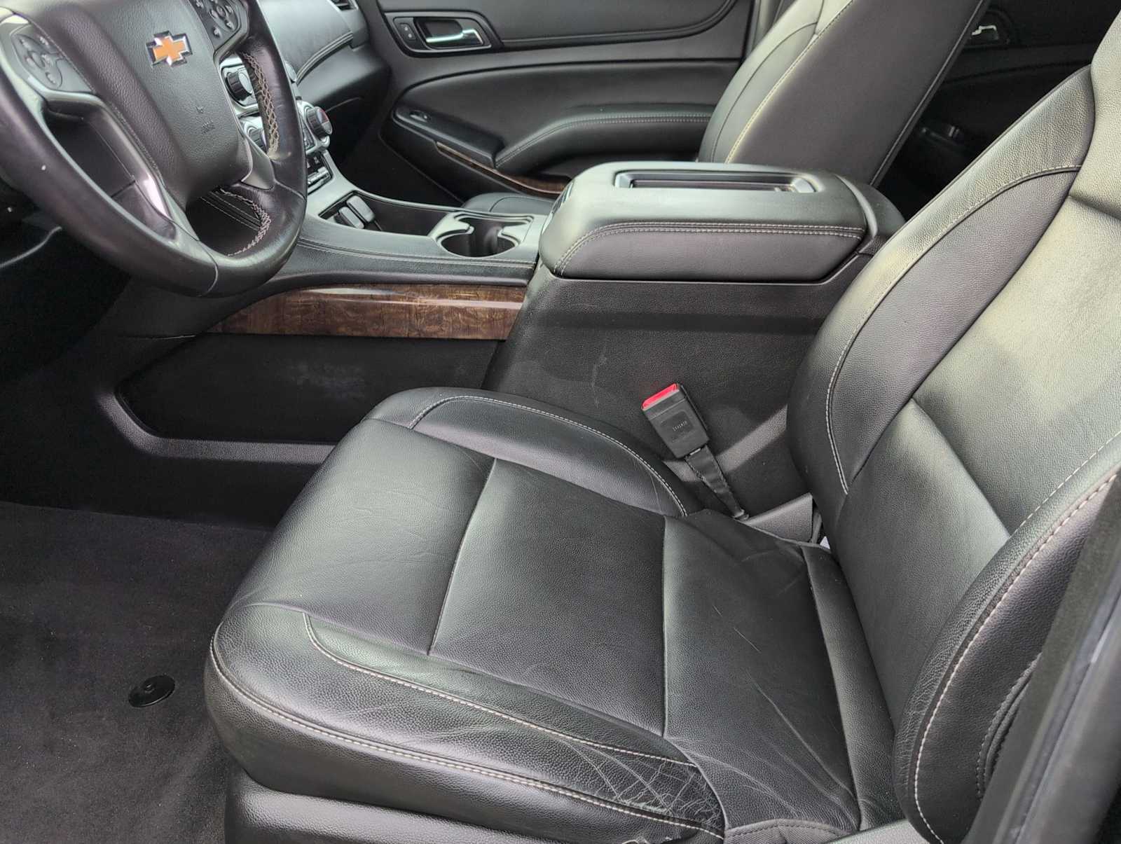 Thumbnail: 2019 Chevrolet Tahoe - 16