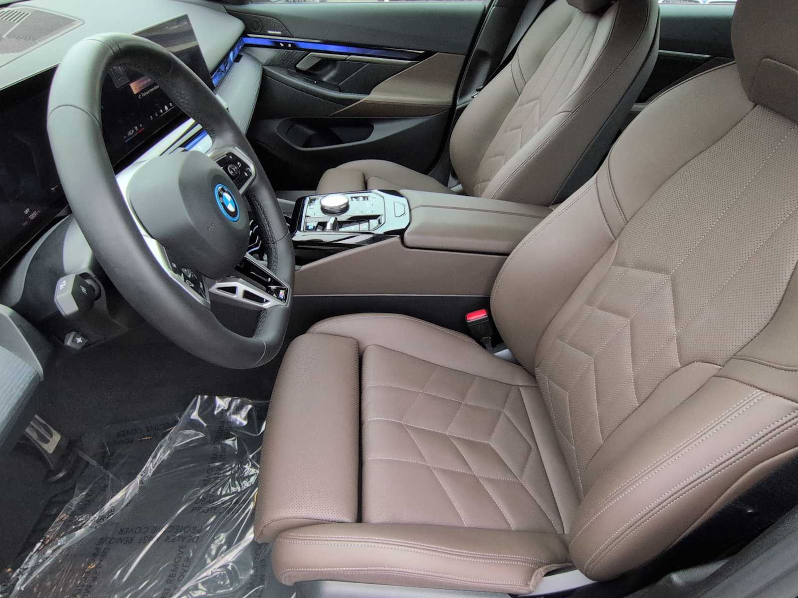 Thumbnail: 2025 BMW i5 - 10