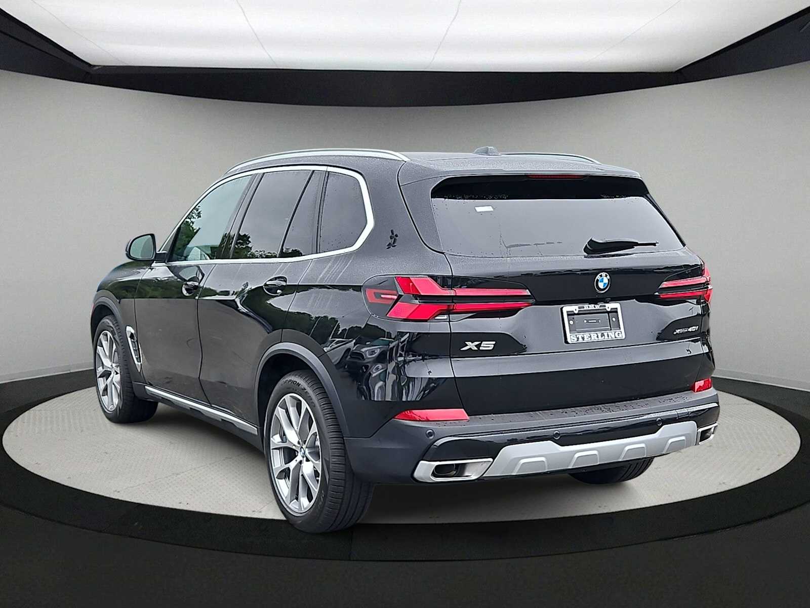 Thumbnail: 2026 BMW X5 - 5