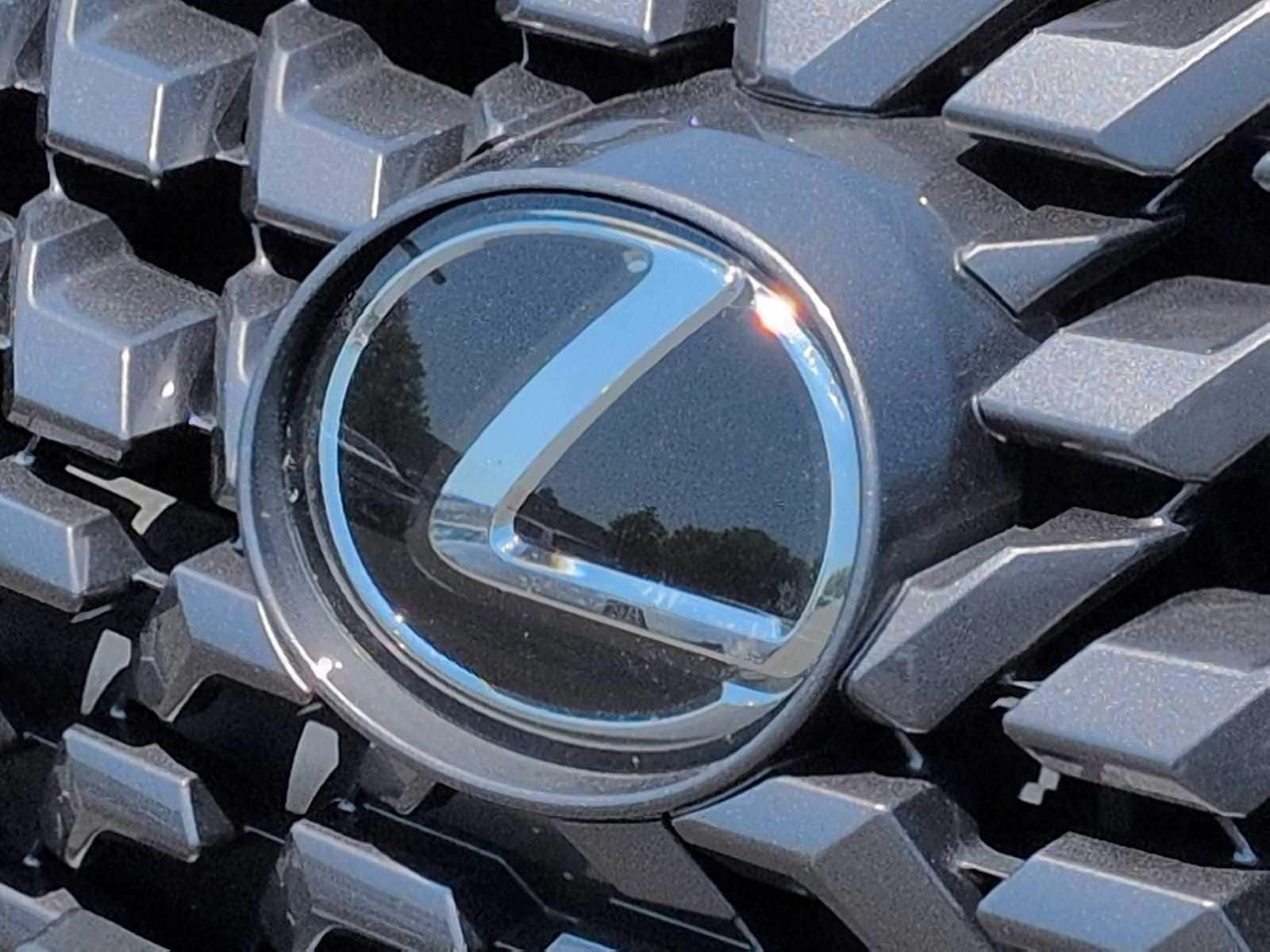 Thumbnail: 2022 Lexus GX - 12
