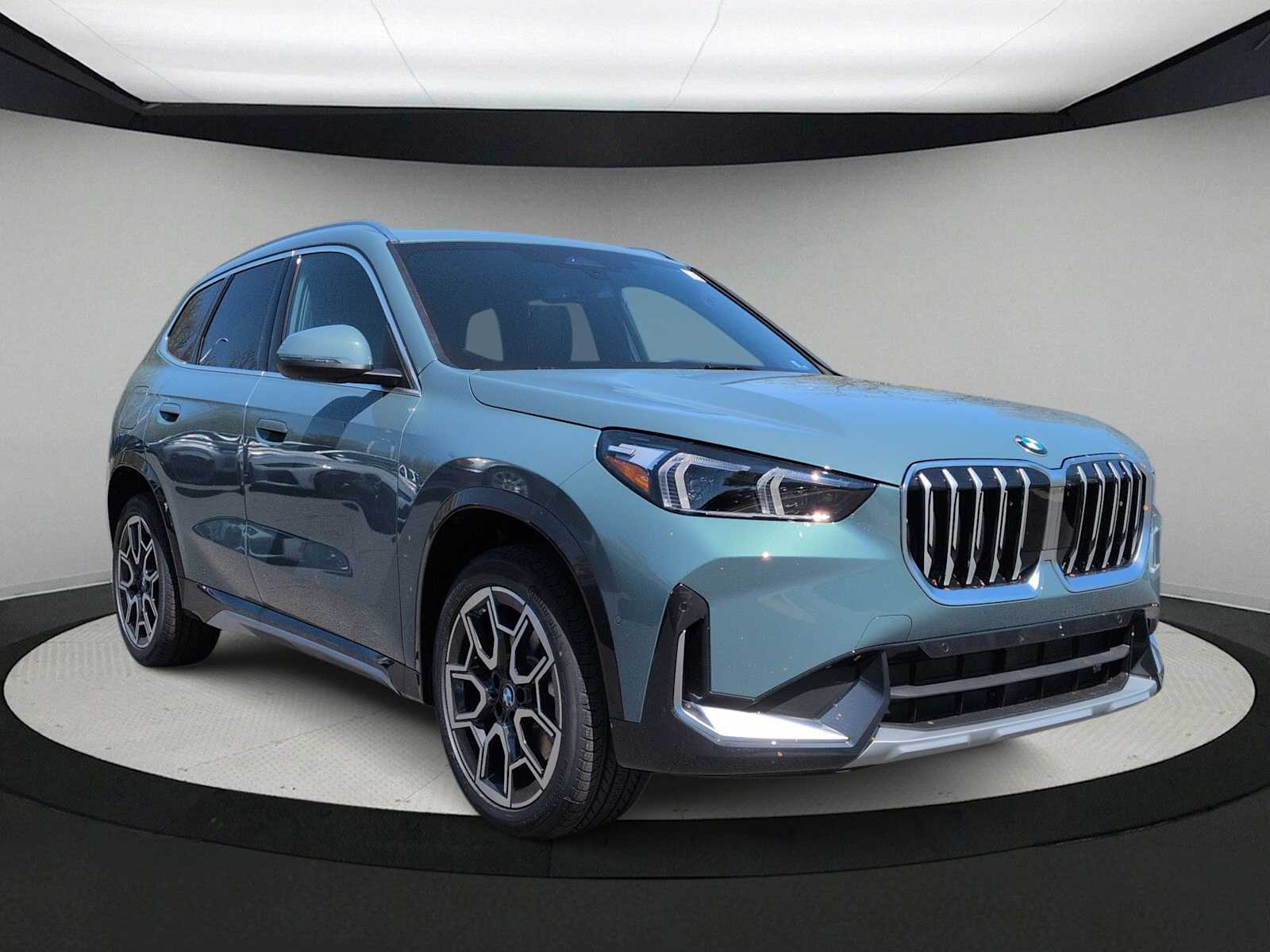 Thumbnail: 2026 BMW X1 - 2