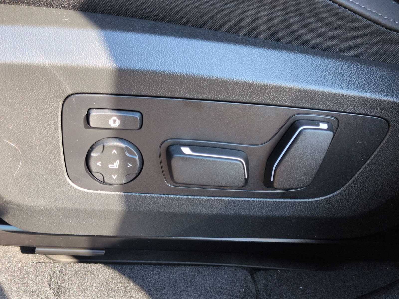 Thumbnail: 2026 BMW X3 - 18