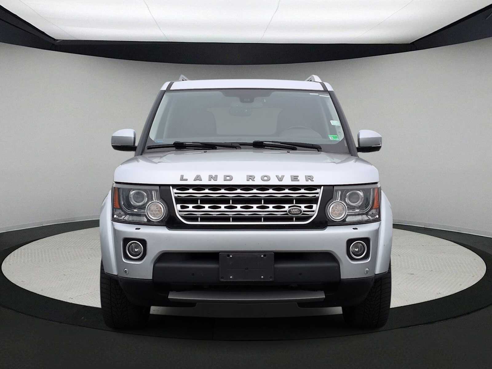 Thumbnail: 2014 Land Rover LR4 - 3