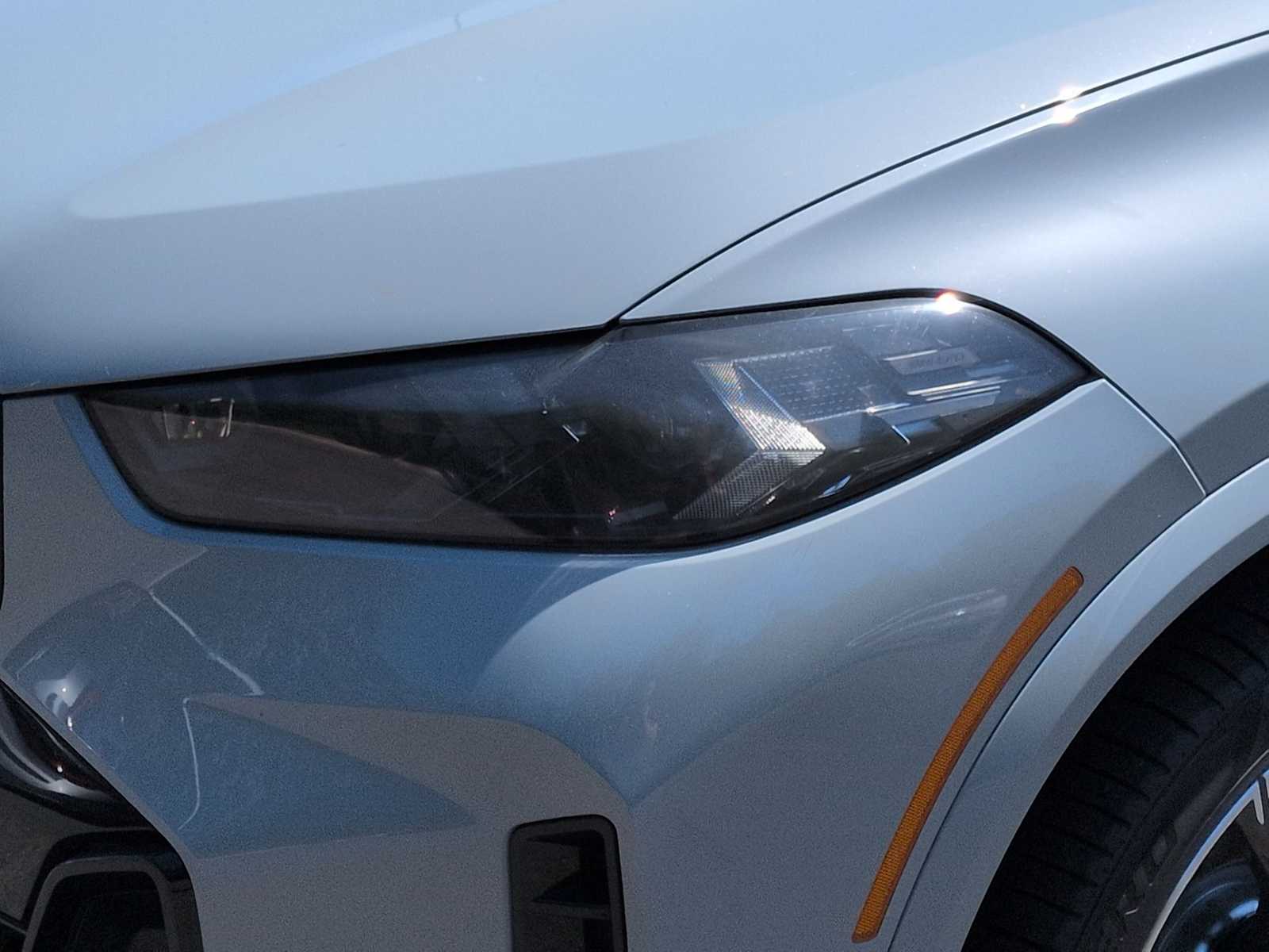 Thumbnail: 2026 BMW X5 - 11