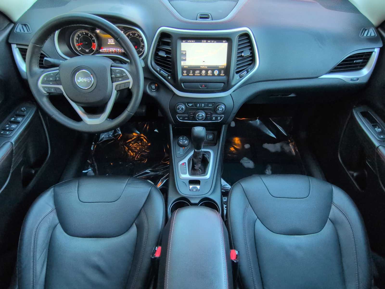 Thumbnail: 2015 Jeep Cherokee - 16