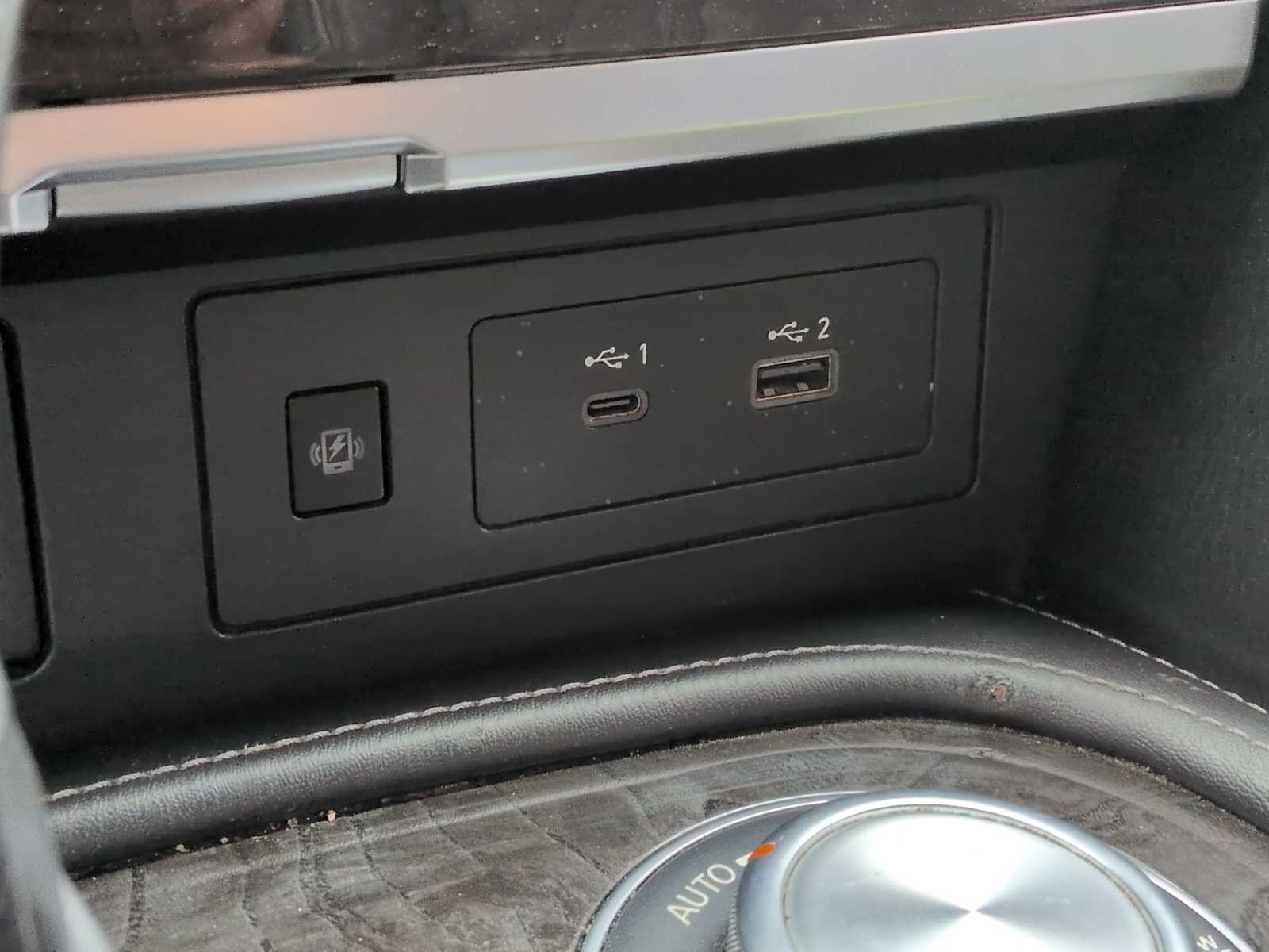 Thumbnail: 2022 INFINITI QX80 - 33