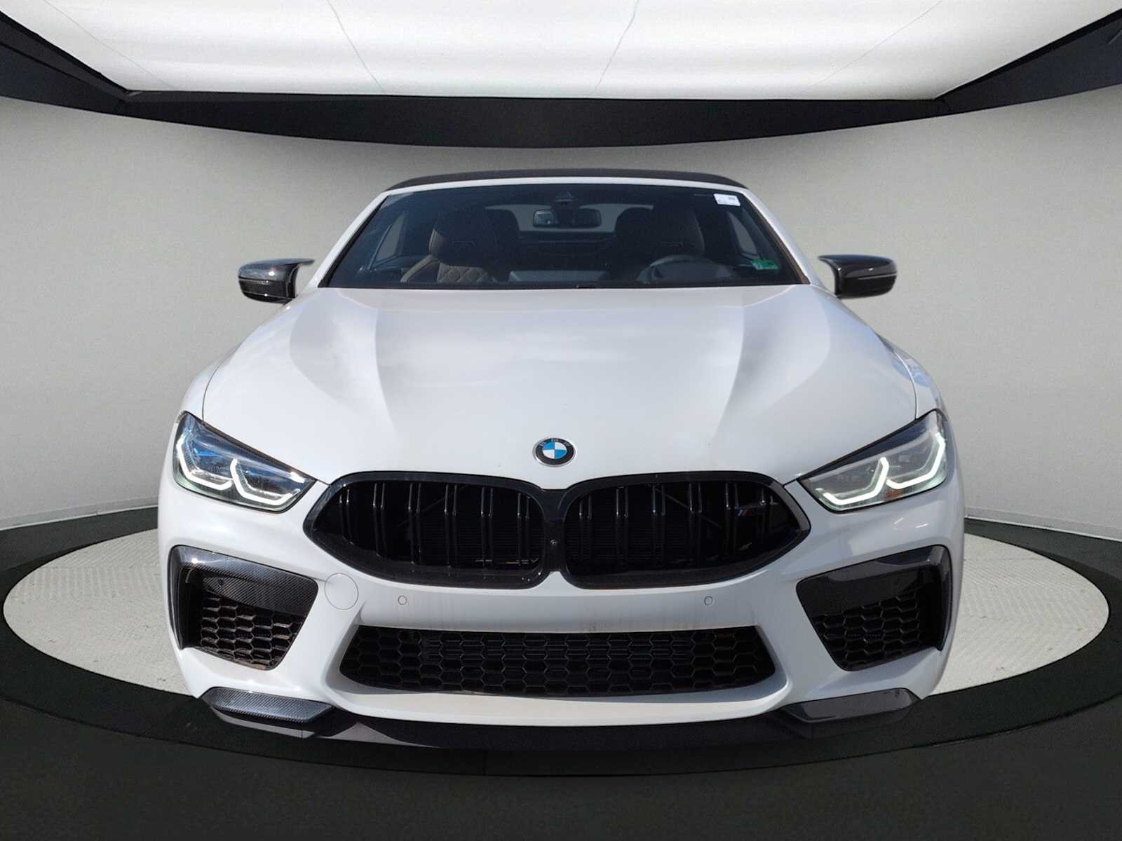 Thumbnail: 2025 BMW M8 - 3