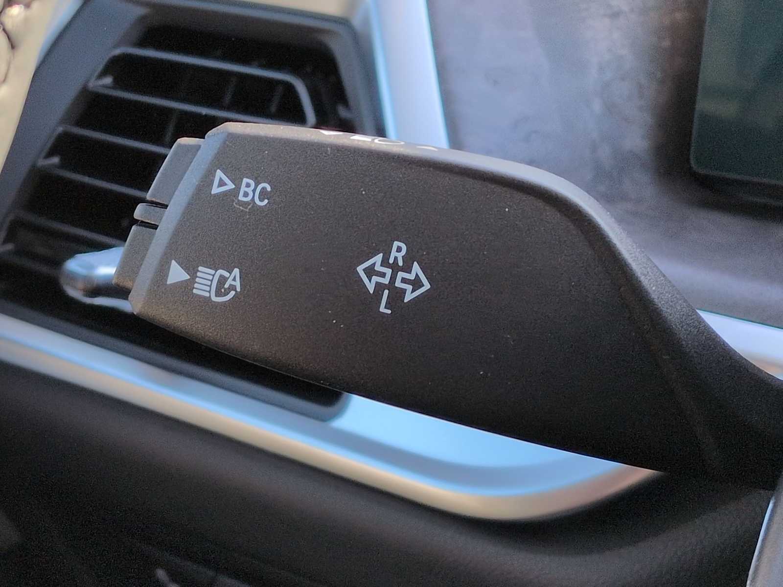 Thumbnail: 2026 BMW X5 - 27