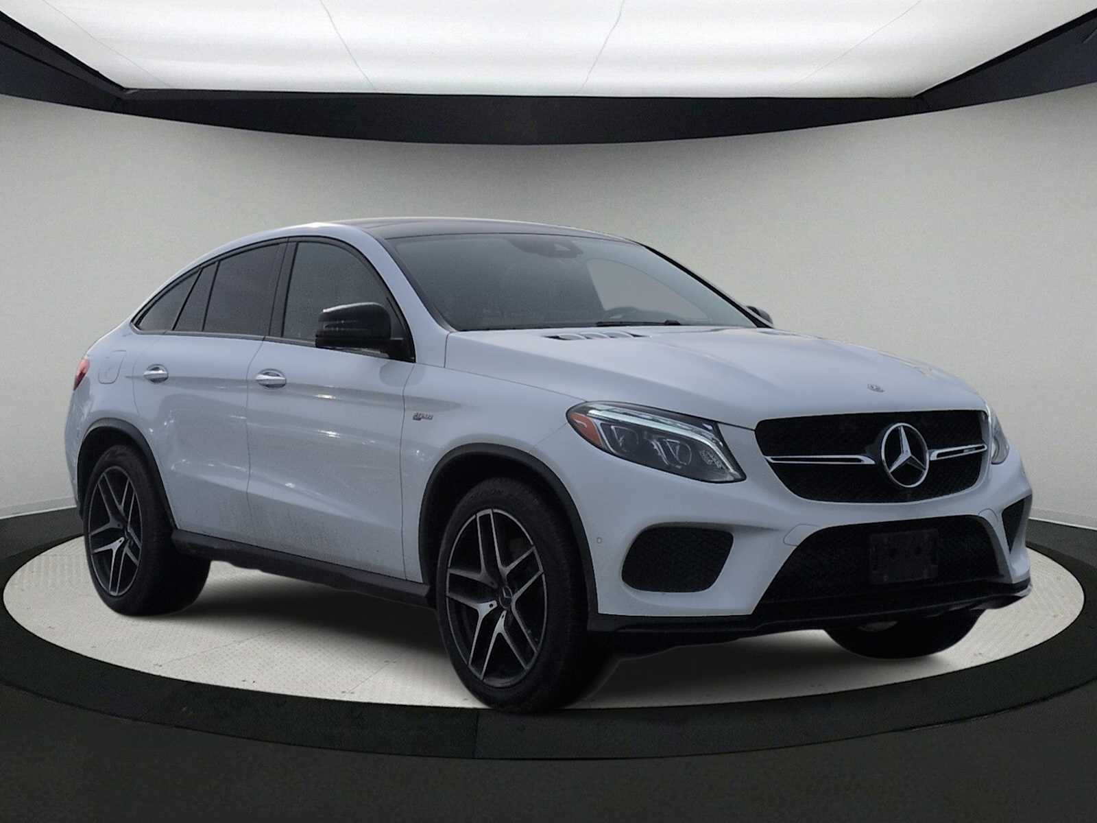 Thumbnail: 2018 Mercedes-Benz GLE - 2