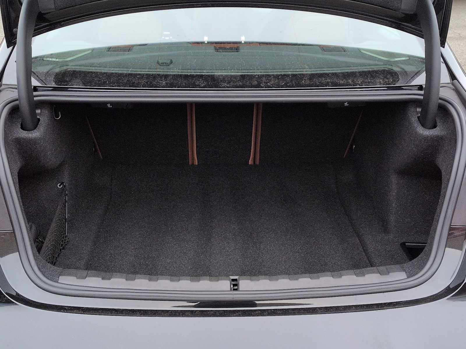 Thumbnail: 2025 BMW M3 - 34