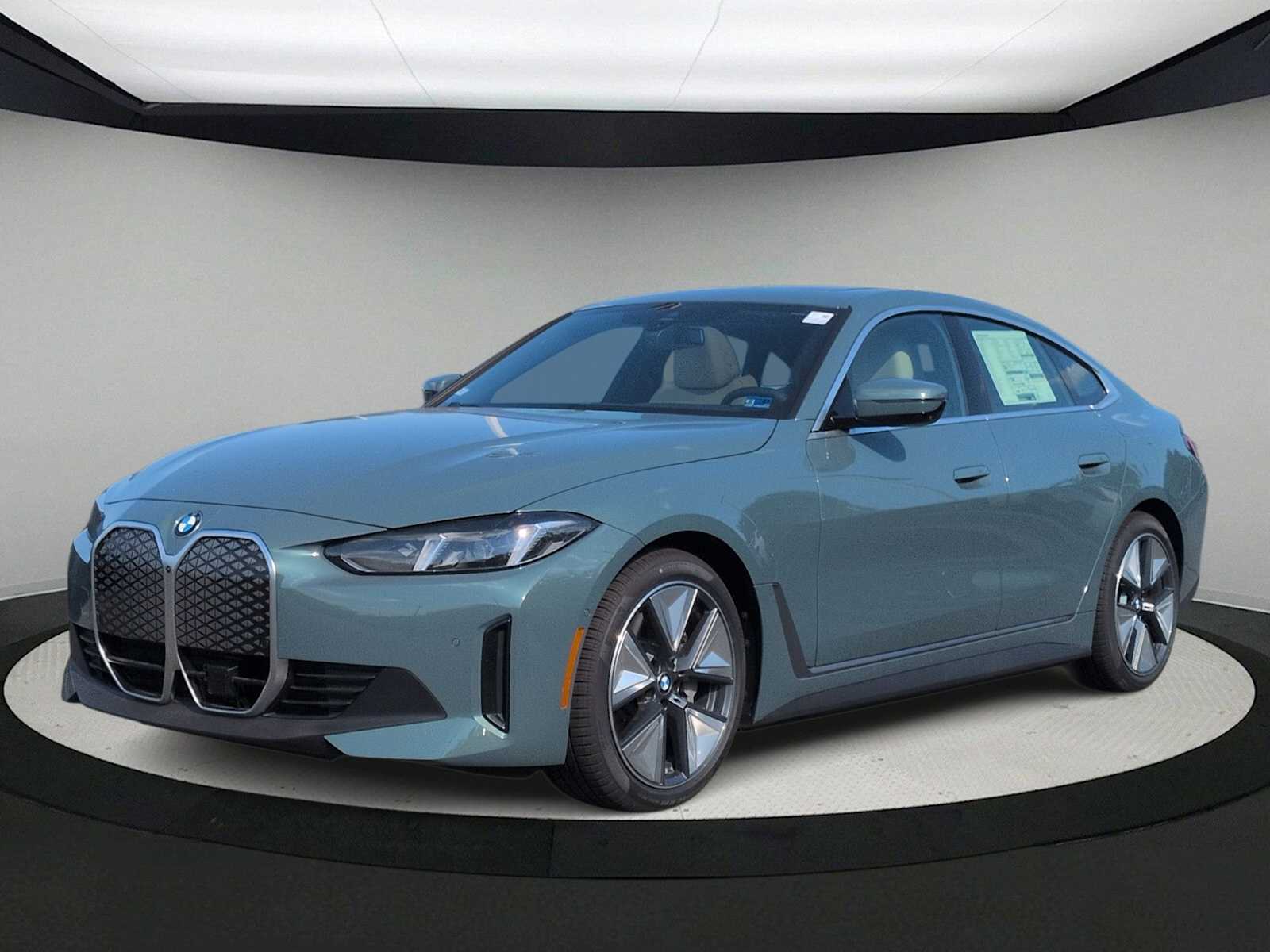 Thumbnail: 2026 BMW i4 - 4