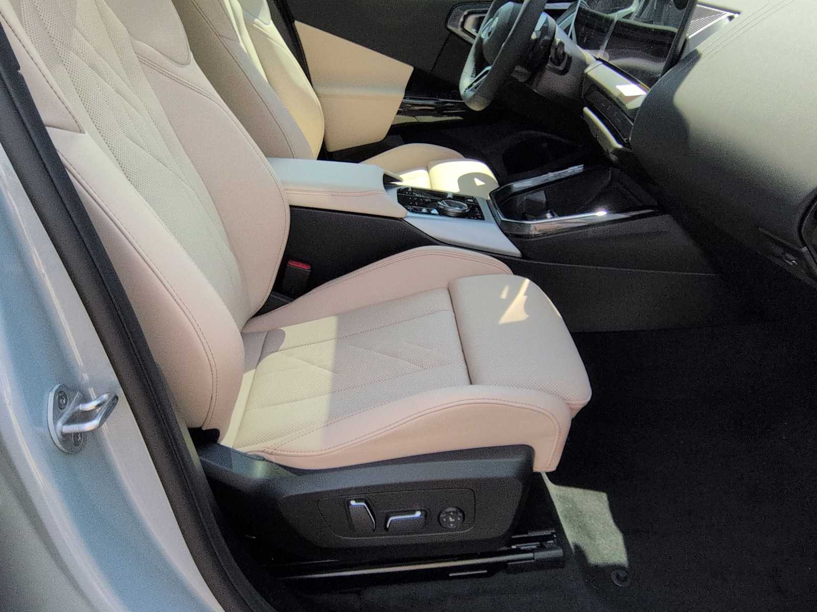 Thumbnail: 2026 BMW X3 - 24