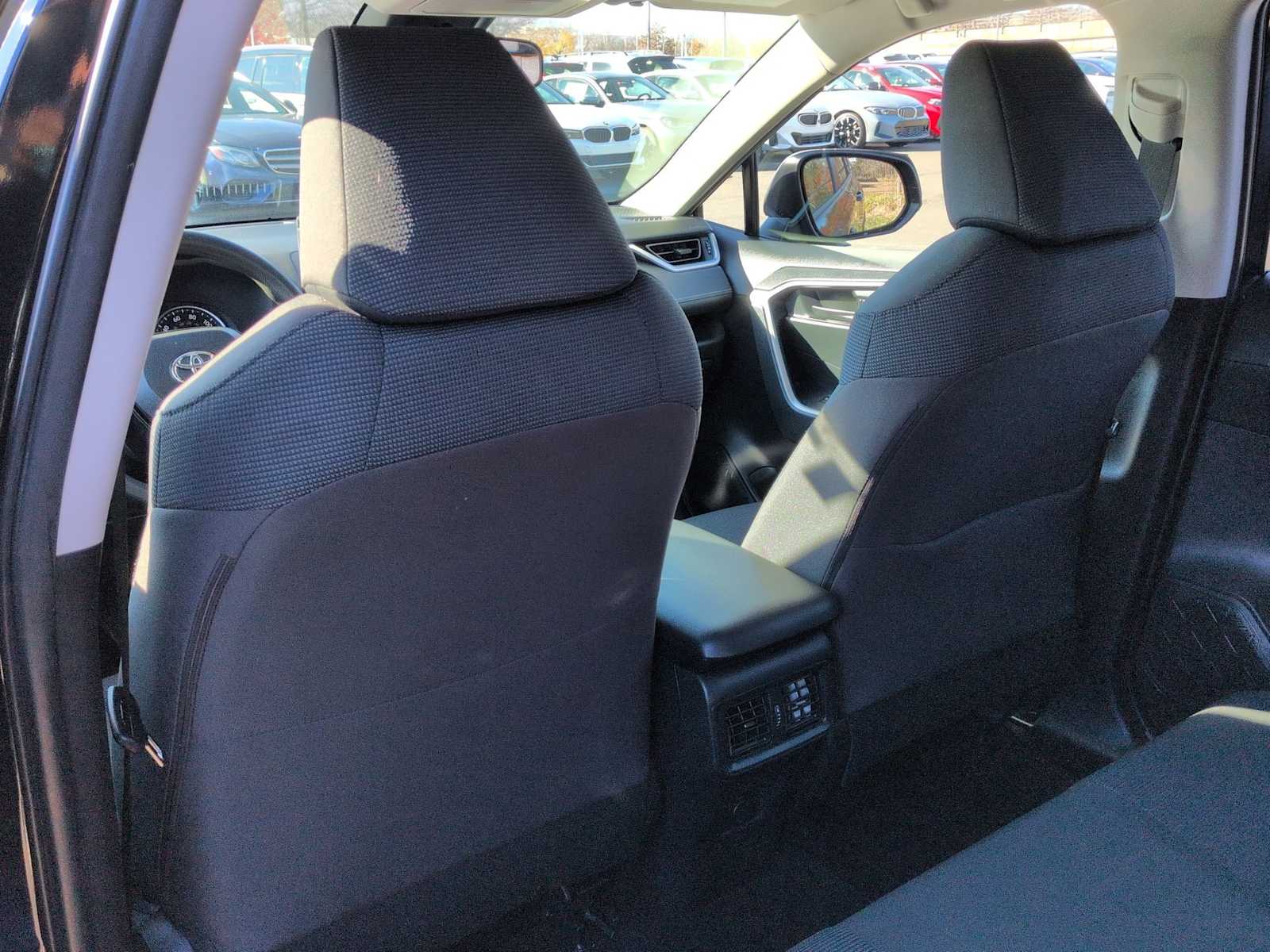 Thumbnail: 2021 Toyota RAV4 - 18