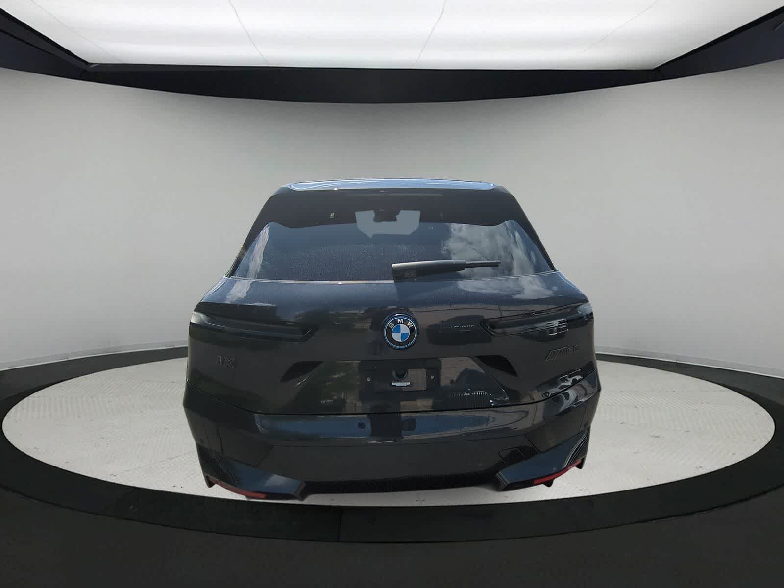 Thumbnail: 2023 BMW iX - 7