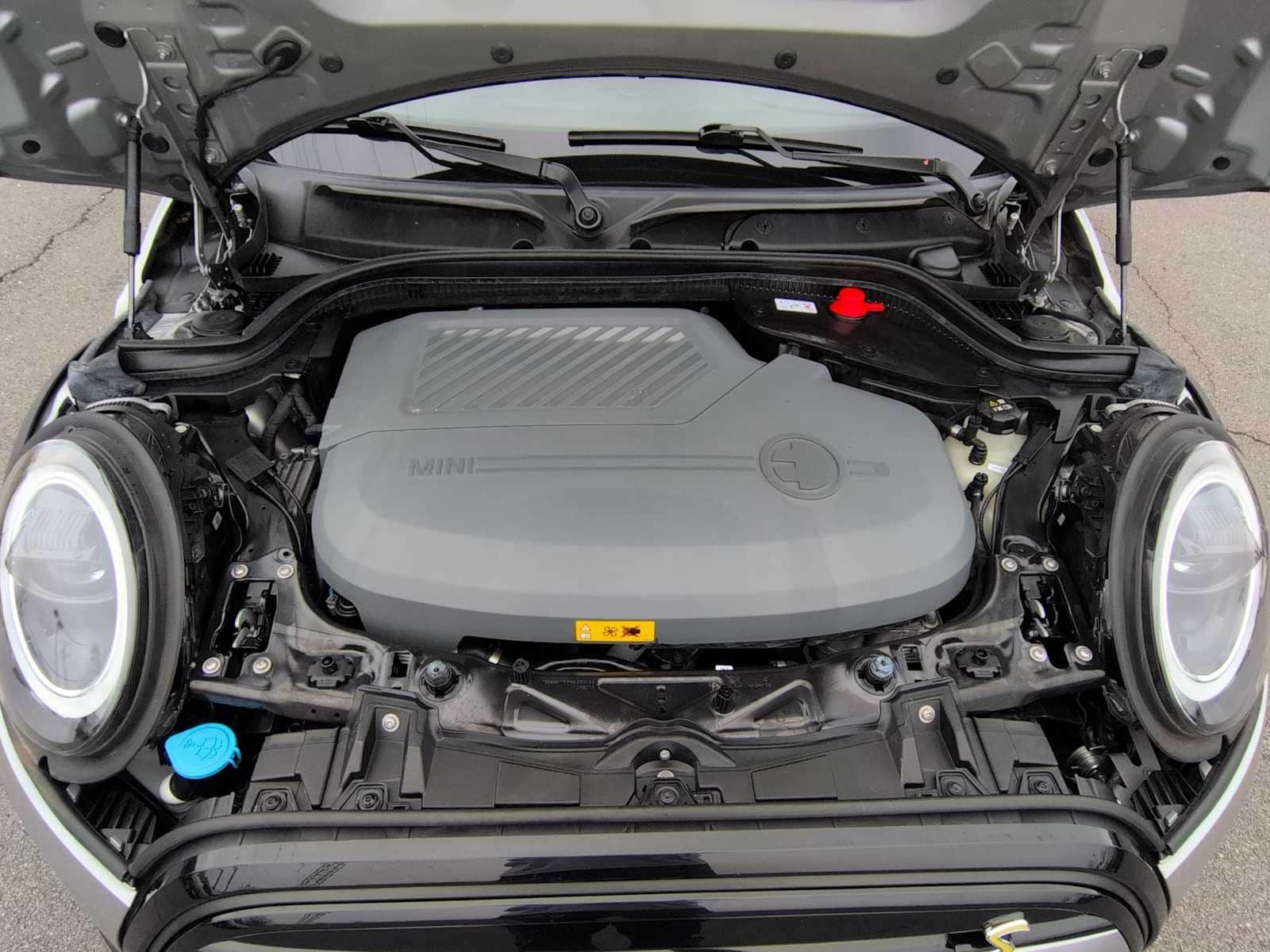 Thumbnail: 2023 MINI Cooper Hardtop - 15