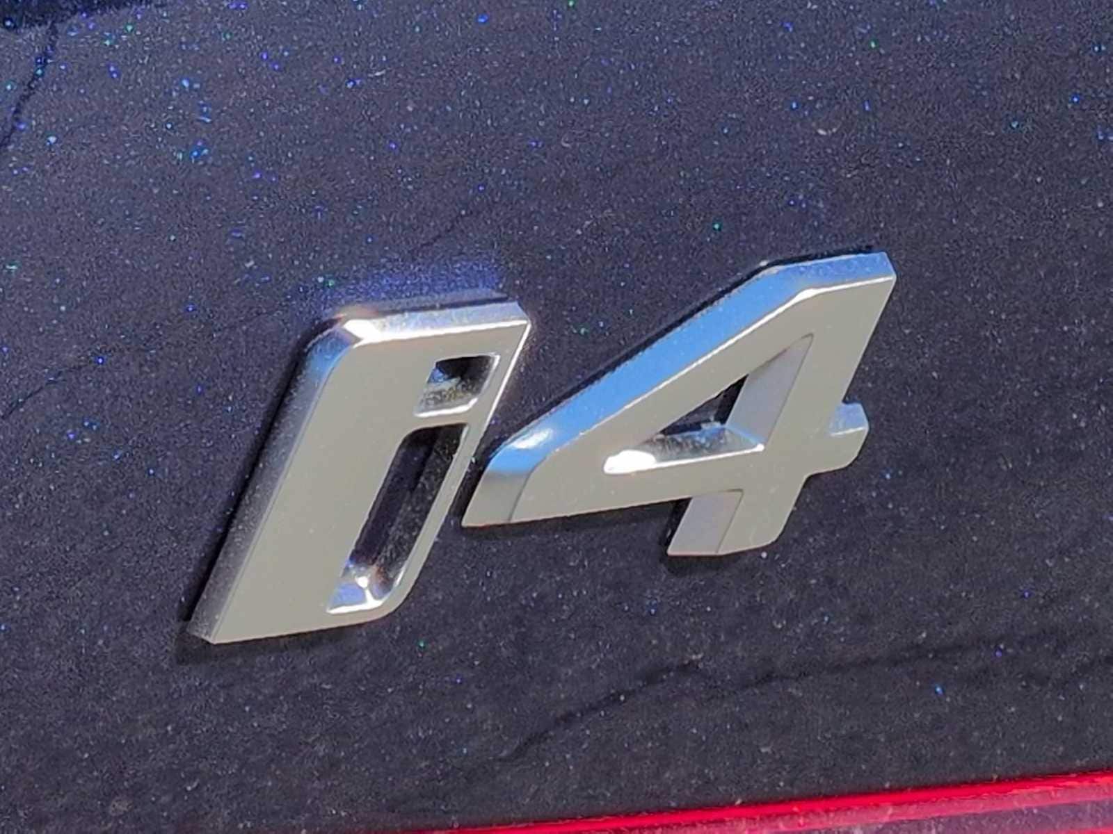 Thumbnail: 2026 BMW i4 - 13