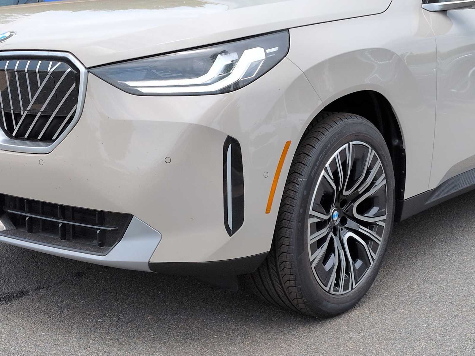 Thumbnail: 2026 BMW X3 - 11