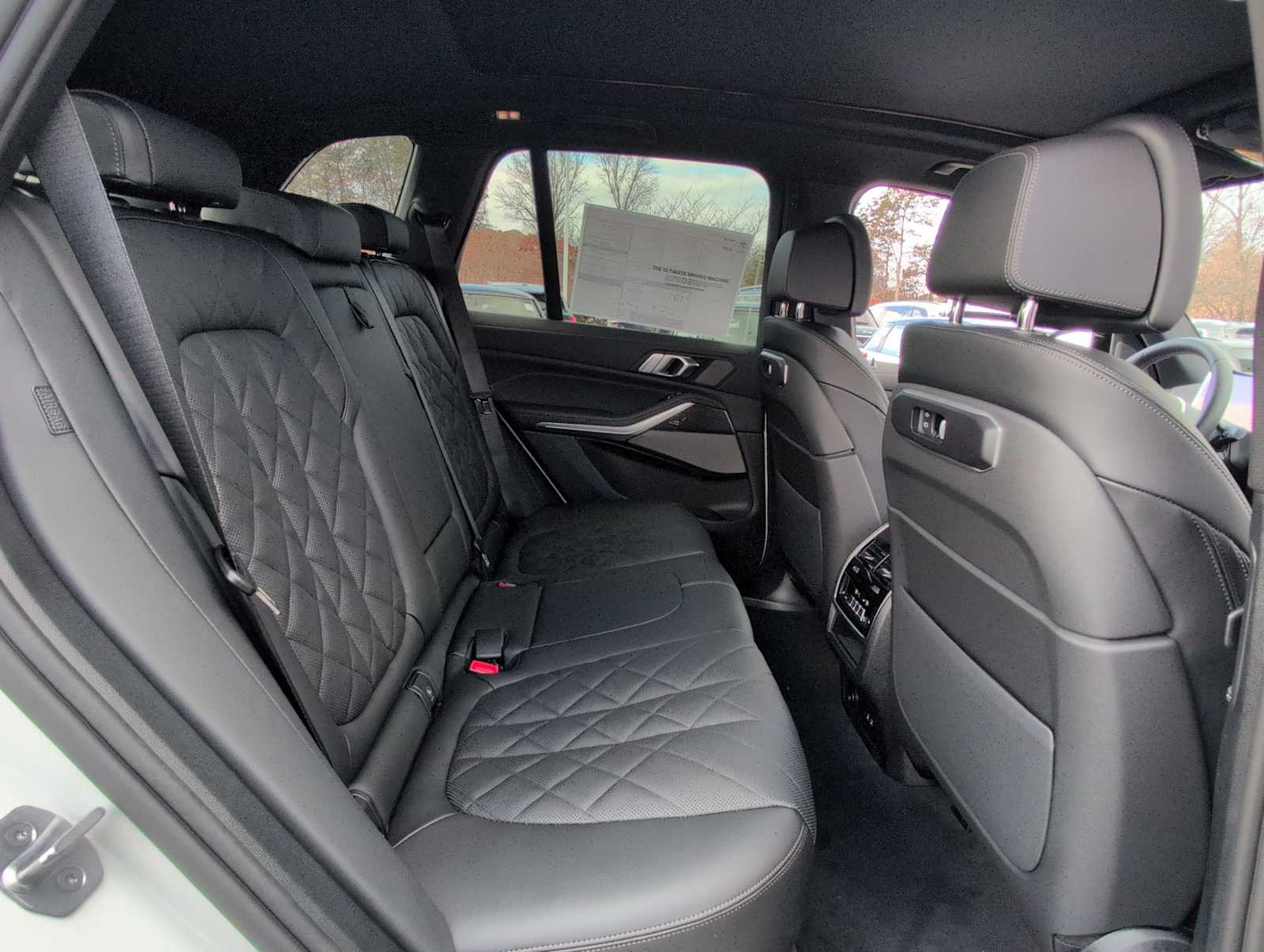 Thumbnail: 2026 BMW X5 - 21