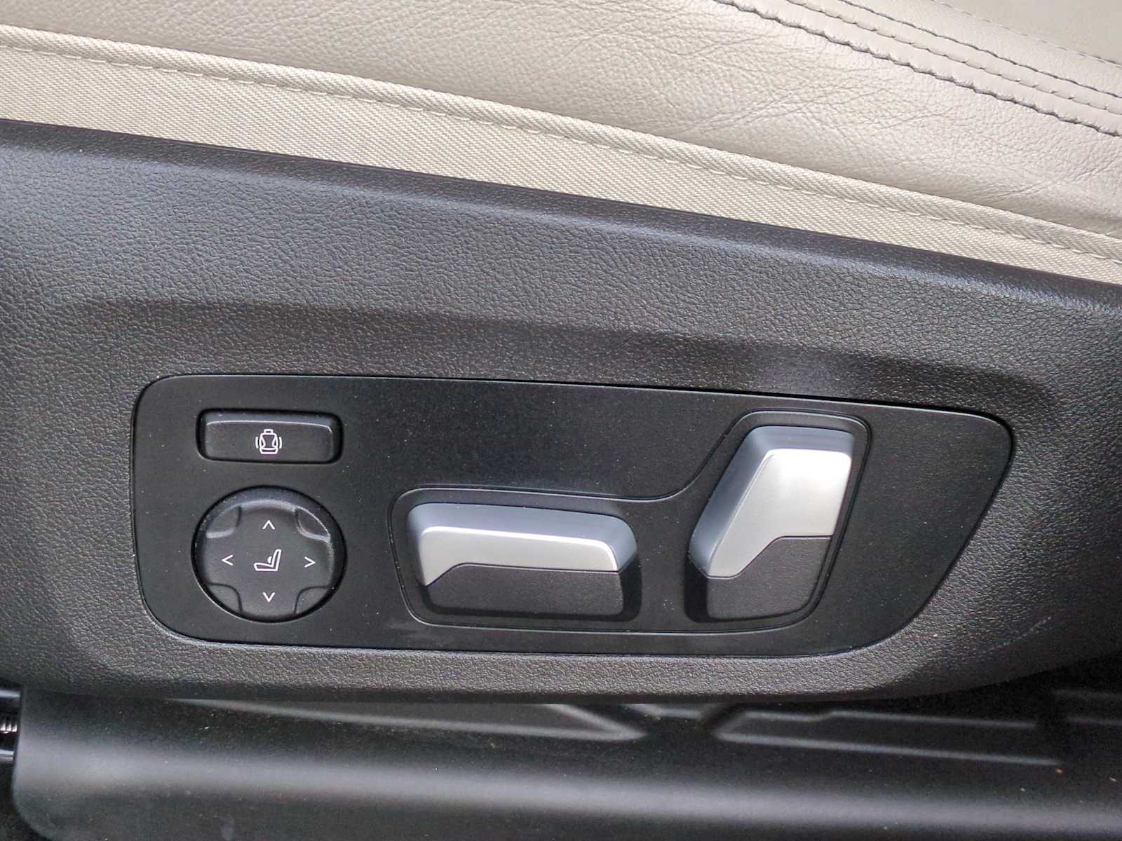 Thumbnail: 2021 BMW X3 - 16