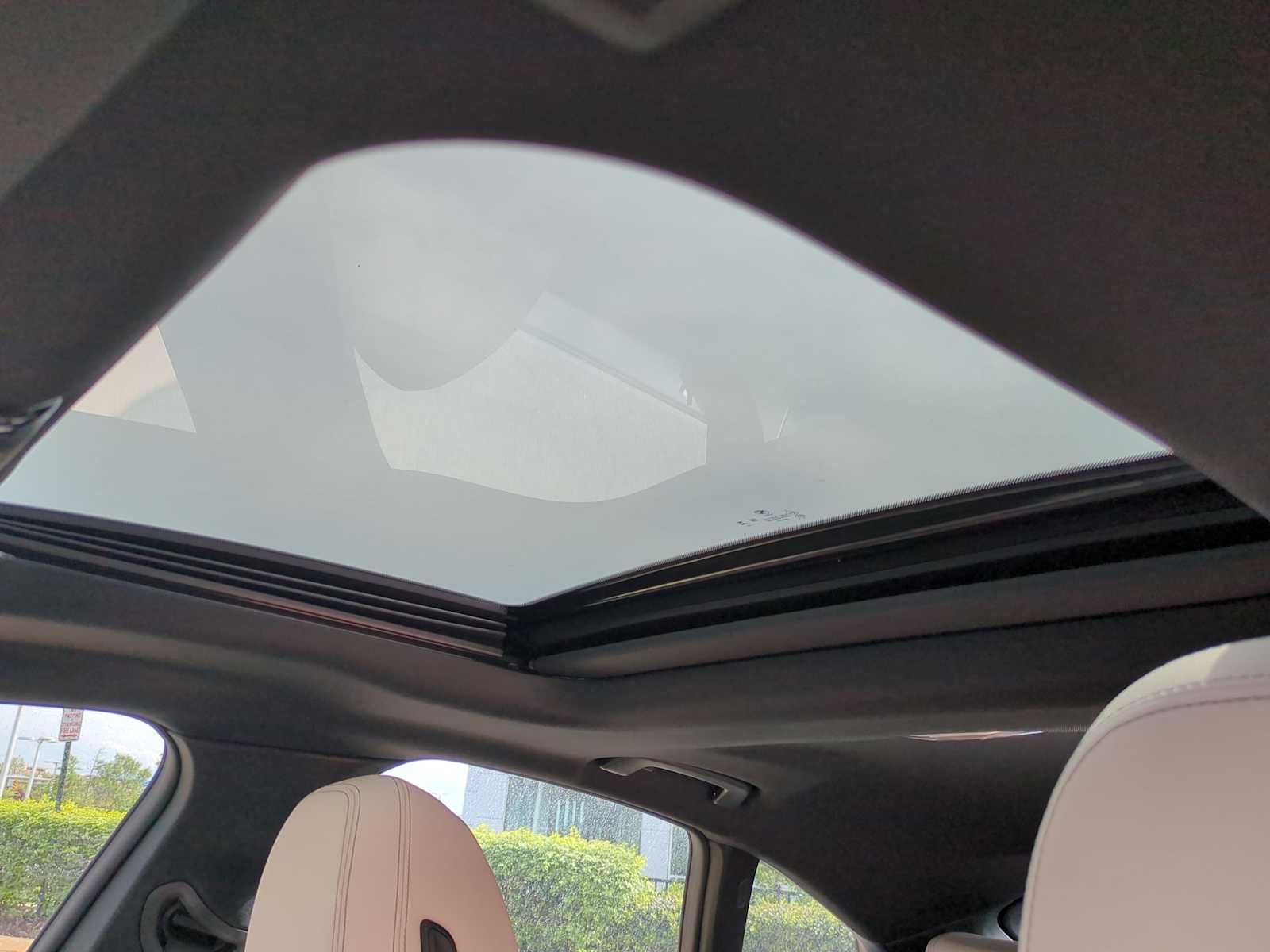 Thumbnail: 2025 BMW i4 - 19