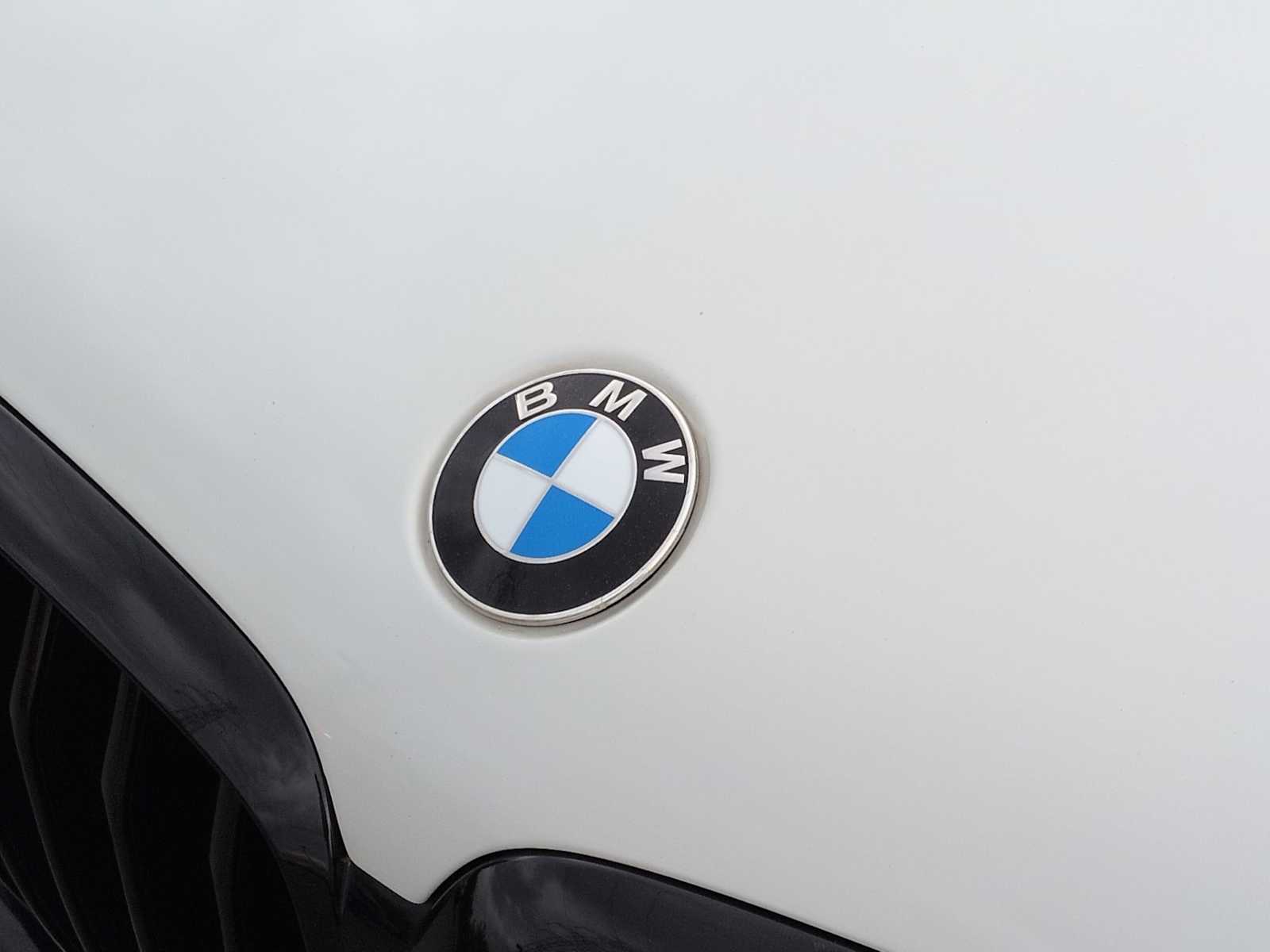 Thumbnail: 2021 BMW X5 - 12