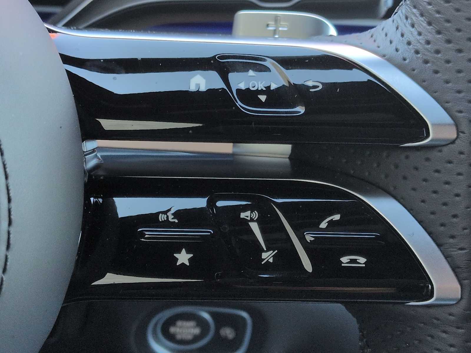 Thumbnail: 2025 Mercedes-Benz GLS - 27