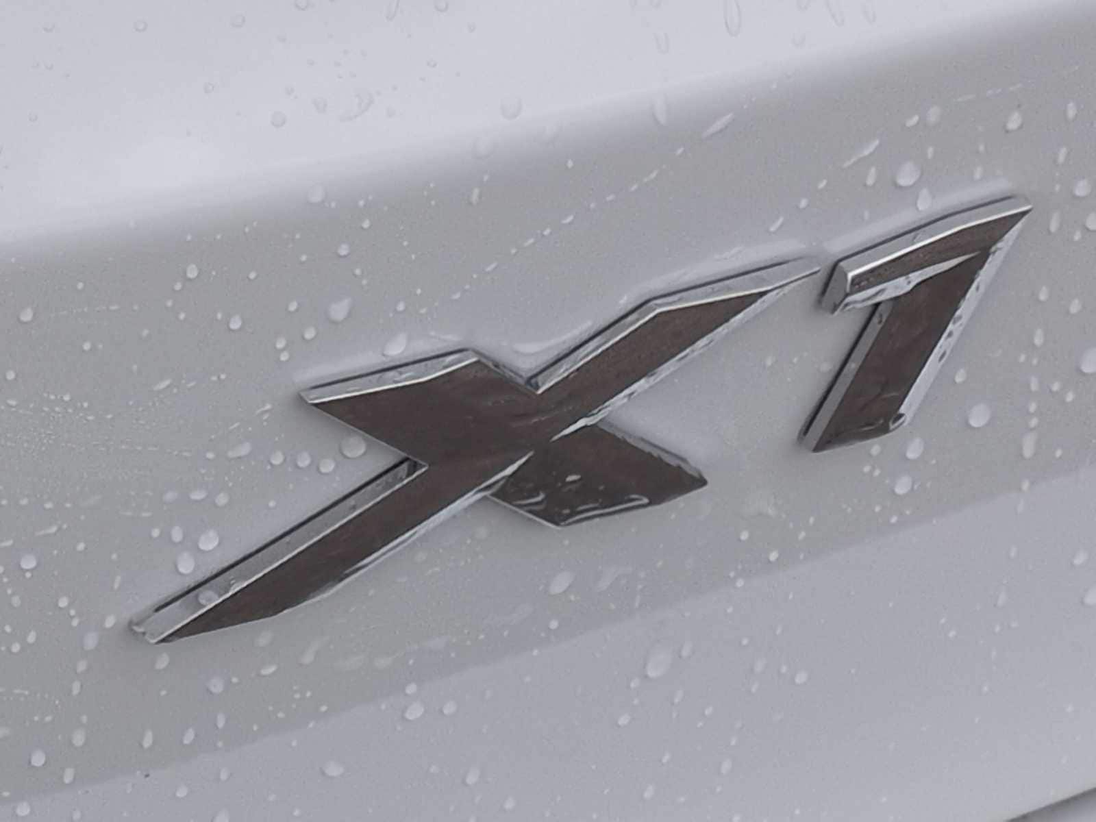 Thumbnail: 2026 BMW X1 - 13