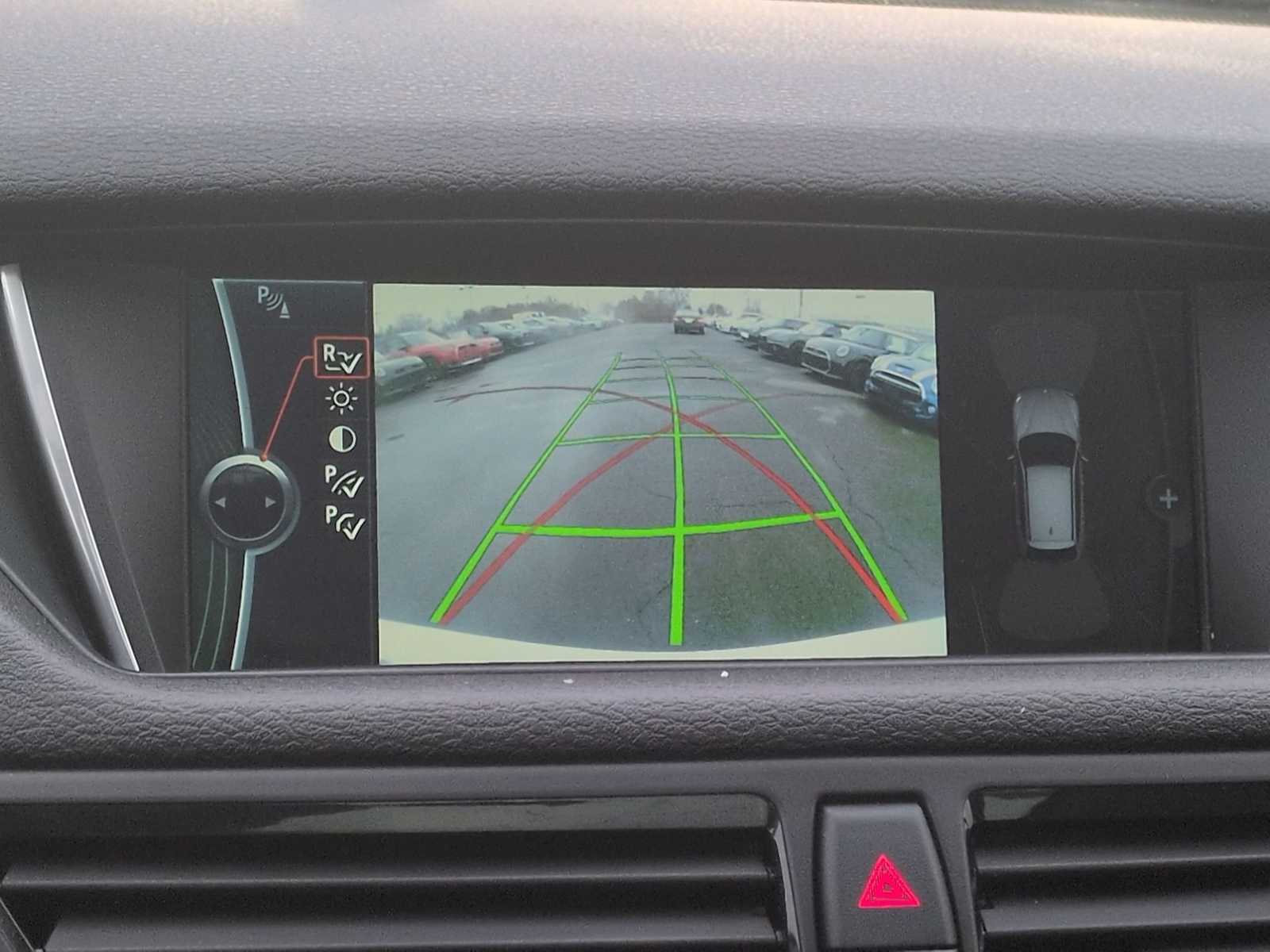 Thumbnail: 2015 BMW X1 - 32