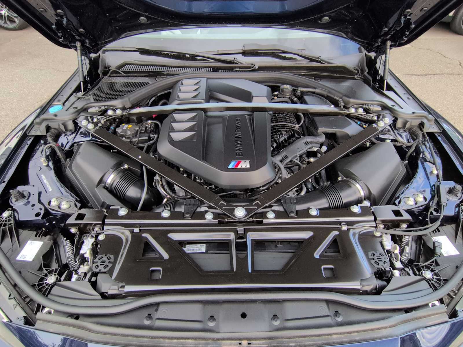 Thumbnail: 2027 BMW M4 - 16