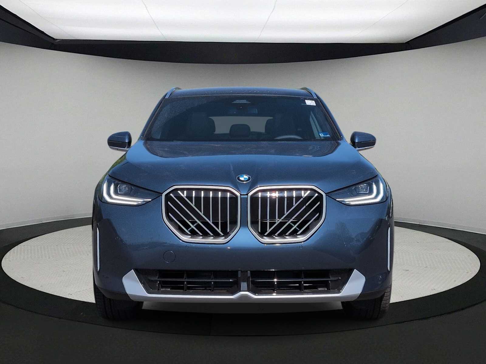 Thumbnail: 2026 BMW X3 - 3