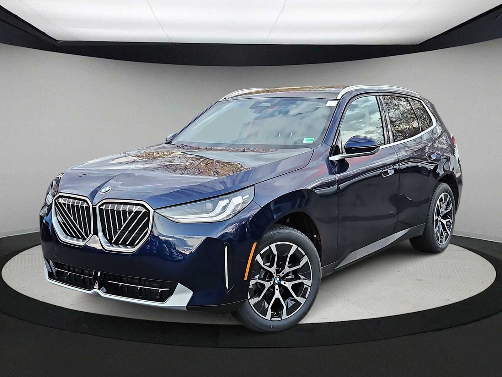 Thumbnail: 2026 BMW X3 - 1