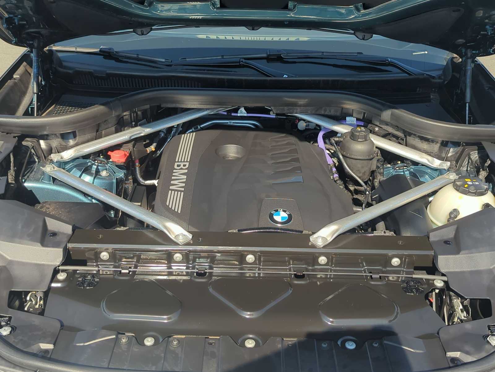 Thumbnail: 2025 BMW X5 - 14