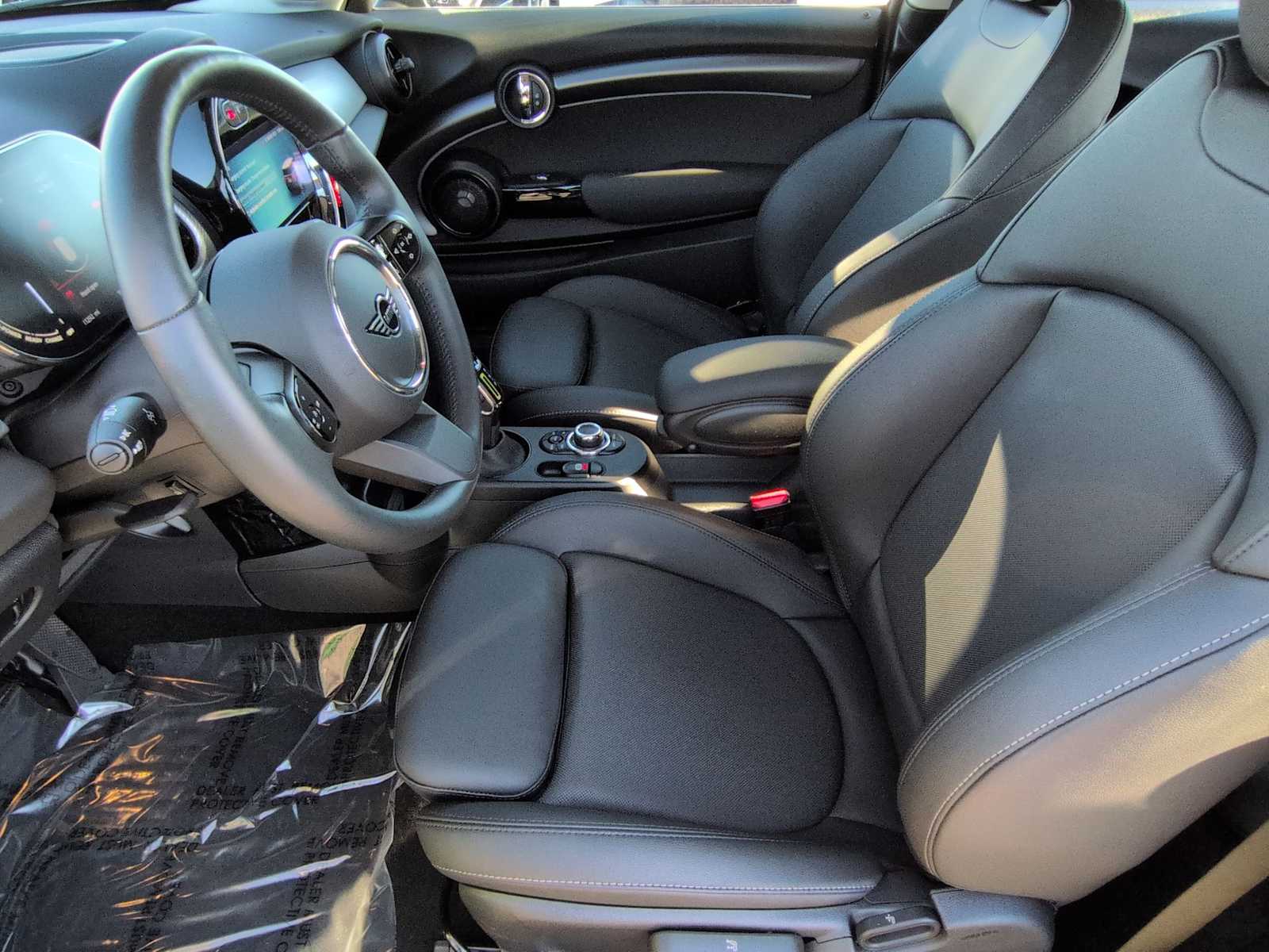 Thumbnail: 2024 MINI Cooper Hardtop - 10