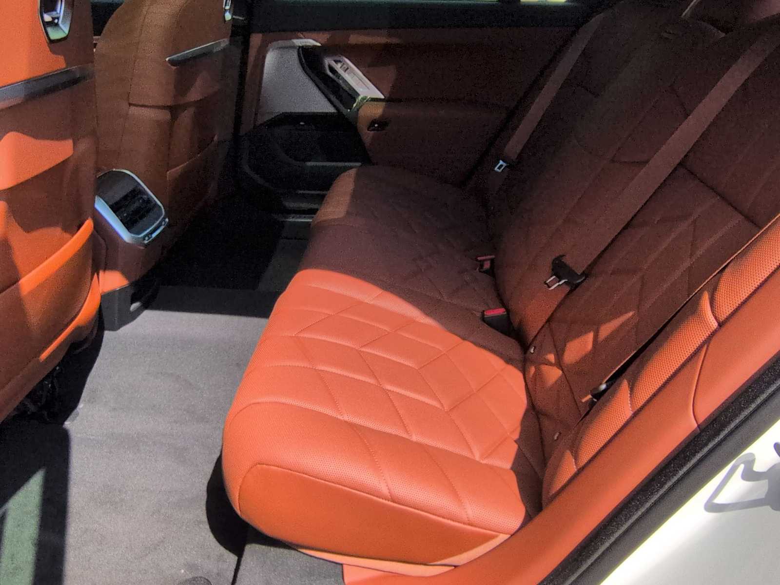 Thumbnail: 2026 BMW i7 - 21
