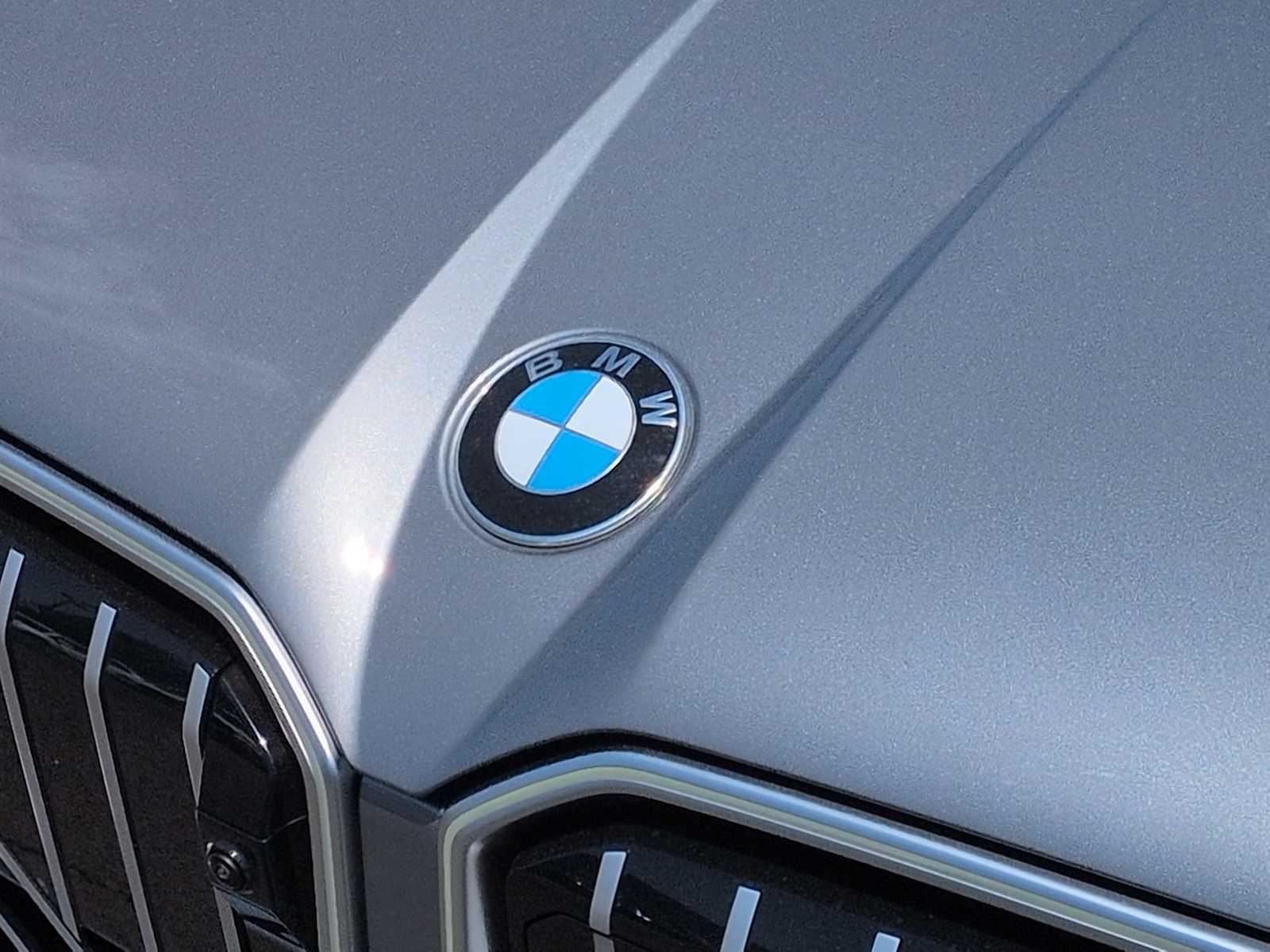Thumbnail: 2026 BMW X3 - 12