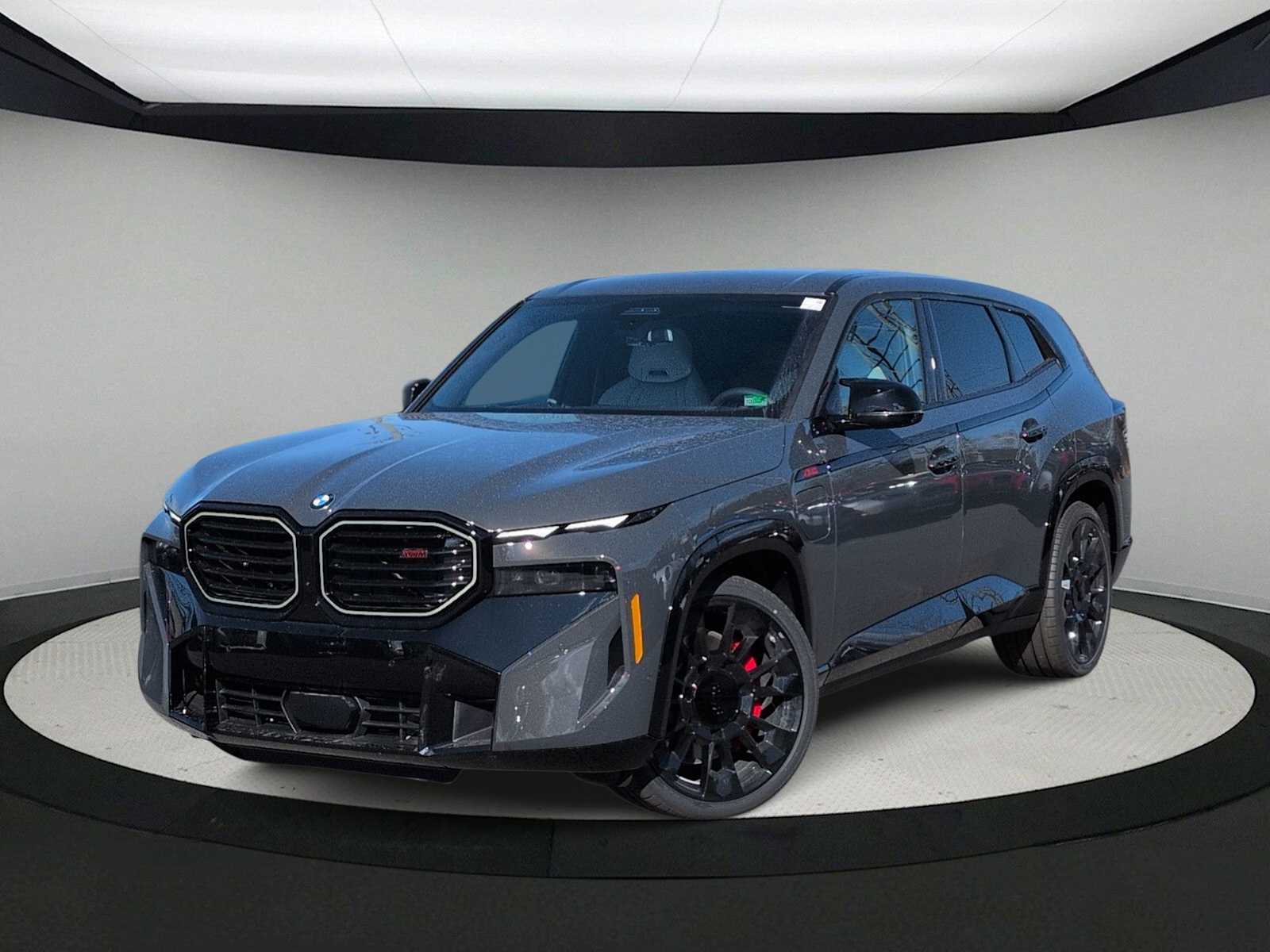 Thumbnail: 2026 BMW XM - 1